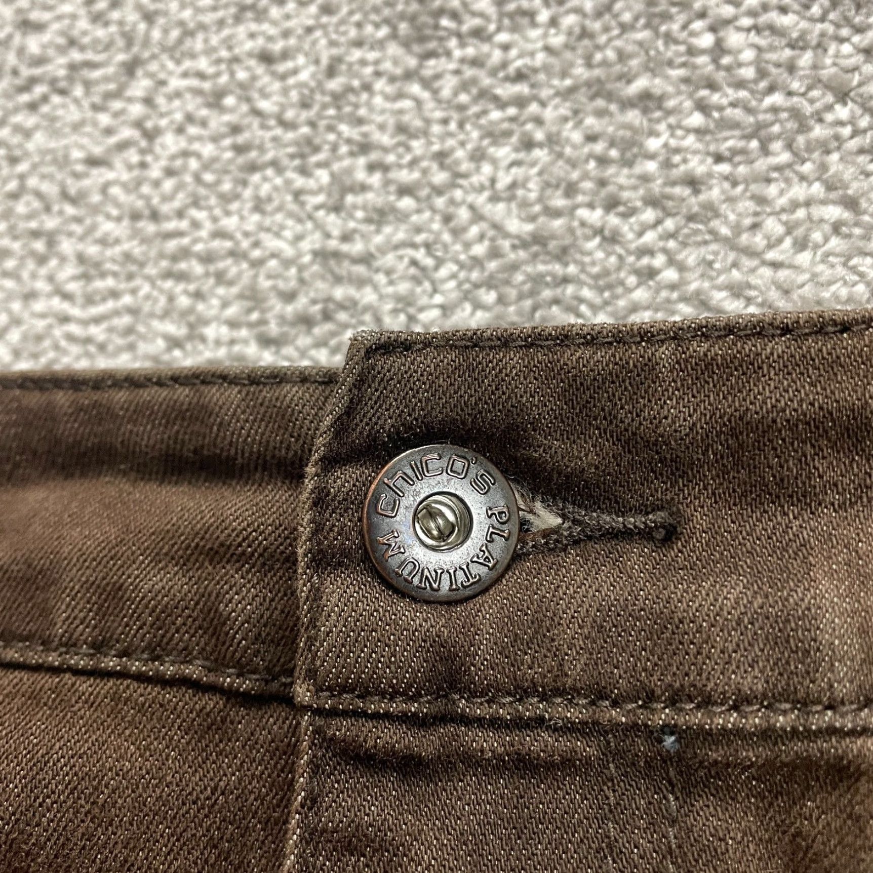 Vintage Chico's Jeans Womens 2.55 Brown Cotton Denim 37x29 Straight 5-Pocket Regular Large Brown Chico's Comfort Size 28" / US 6 / IT 42 - 3 Thumbnail