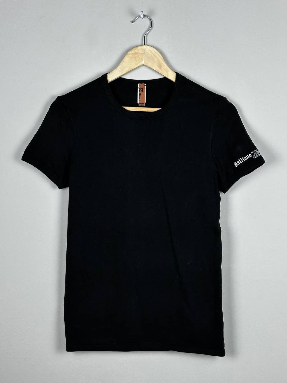 John Galliano John Galliano Gazette Basic Black Slim Avant Garde T Shirt Size S / US 4 / IT 40 - 2 Thumbnail