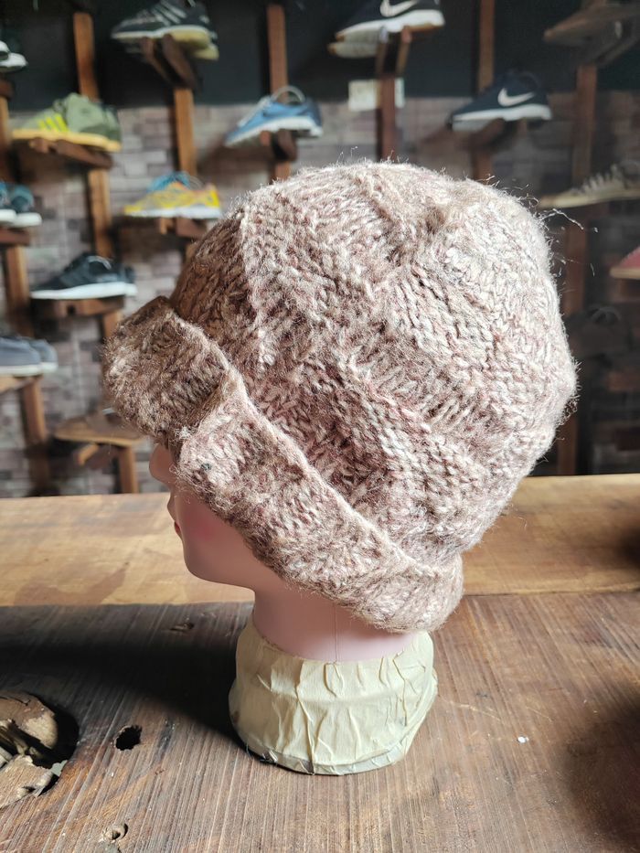 Japanese Brand Vintage Crochet Knitted handmade Beanie Snowcap Size ONE SIZE - 1 Thumbnail