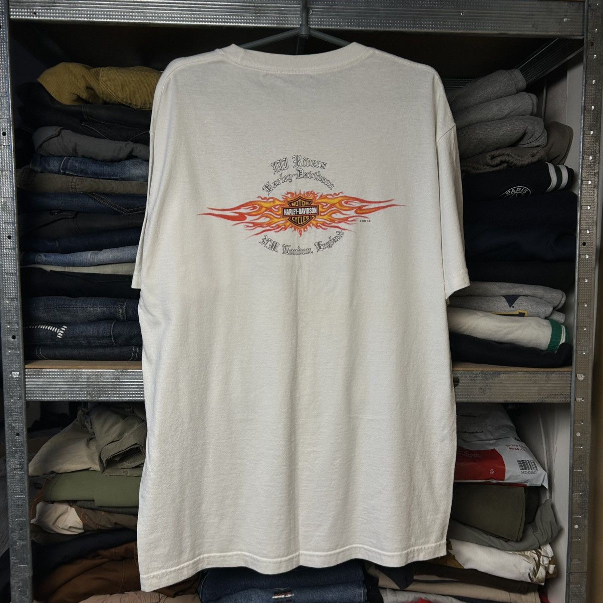 Harley Davidson Vintage Harley Davidson 2005 big fire logo white motorcycles Size US L / EU 52-54 / 3 - 1 Thumbnail
