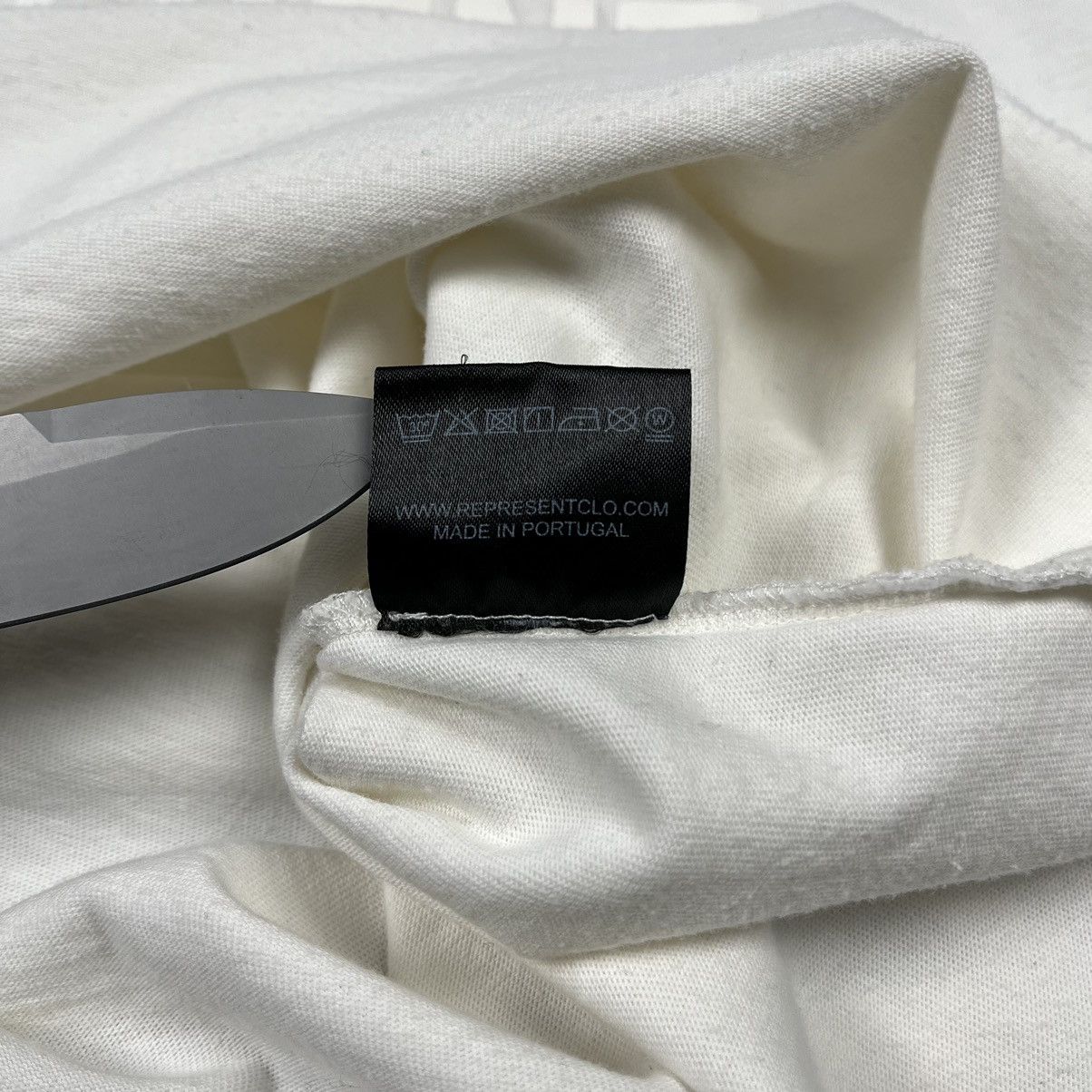 Represent Clo. Represent Clo. big logo oversize tee Size US L / EU 52-54 / 3 - 8 Thumbnail