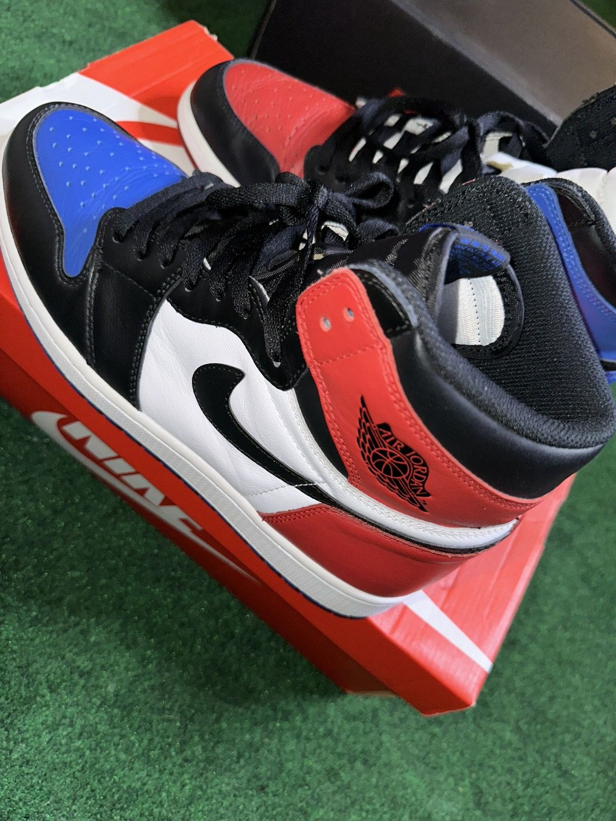Jordan Brand Air Jordan 1 “top 3” Size US 12 / EU 45 - 5 Thumbnail