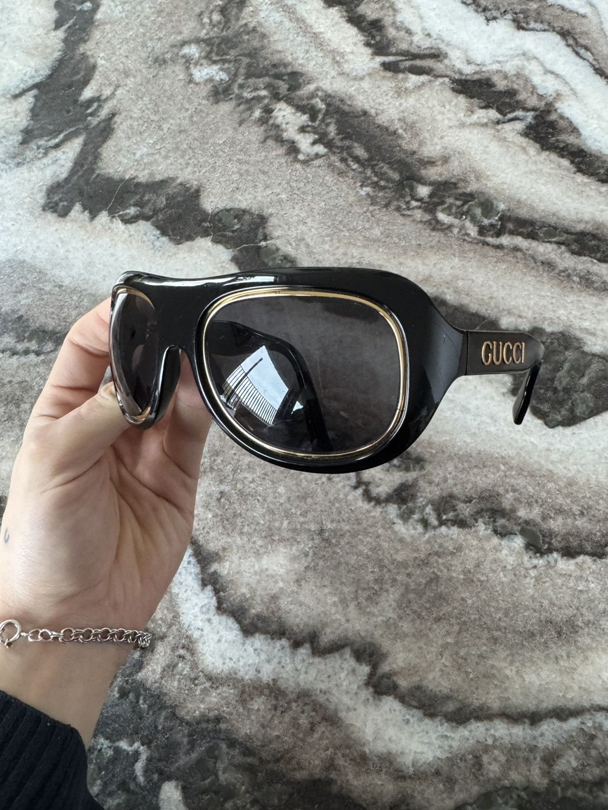 Gucci Black And Gold Sunglasses Unisex