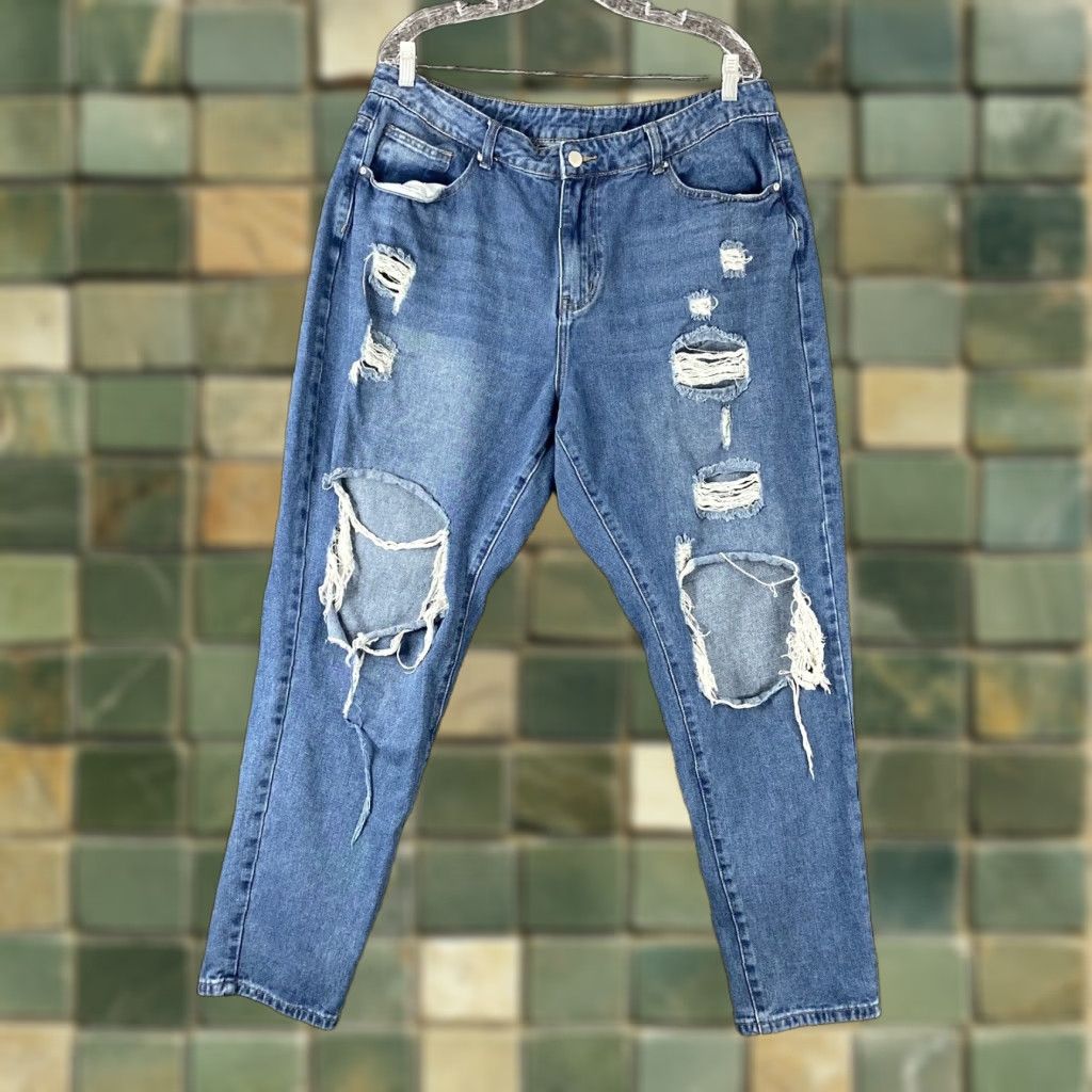 Shein Shein Curve Jeans Women's 2XL Distressed Straight Blue Jeans Womens Size 40" / US 18 - 1 Thumbnail