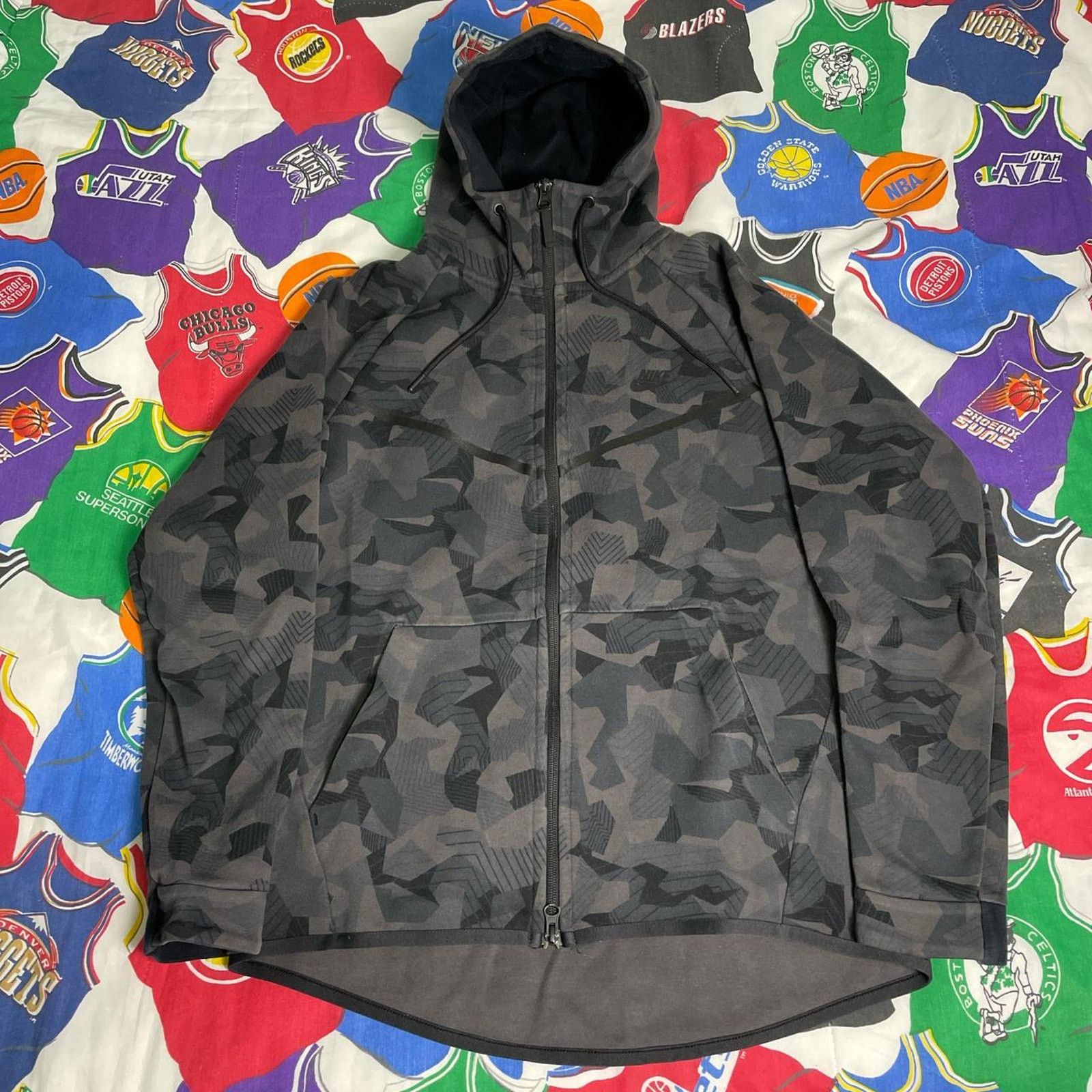 Nike Nike Tech Men’s Fleece Full Zip Windrunner 835866 021 Sz M Size US M / EU 48-50 / 2 - 1 Thumbnail