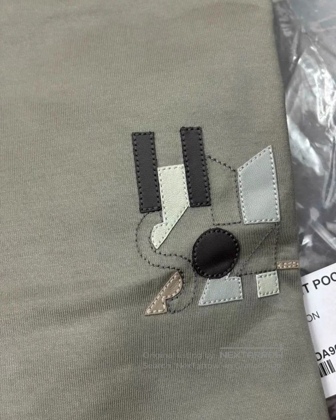Hermes Hermès Gray Short Sleeve T-Shirt. Size US S / EU 44-46 / 1 - 5 Thumbnail