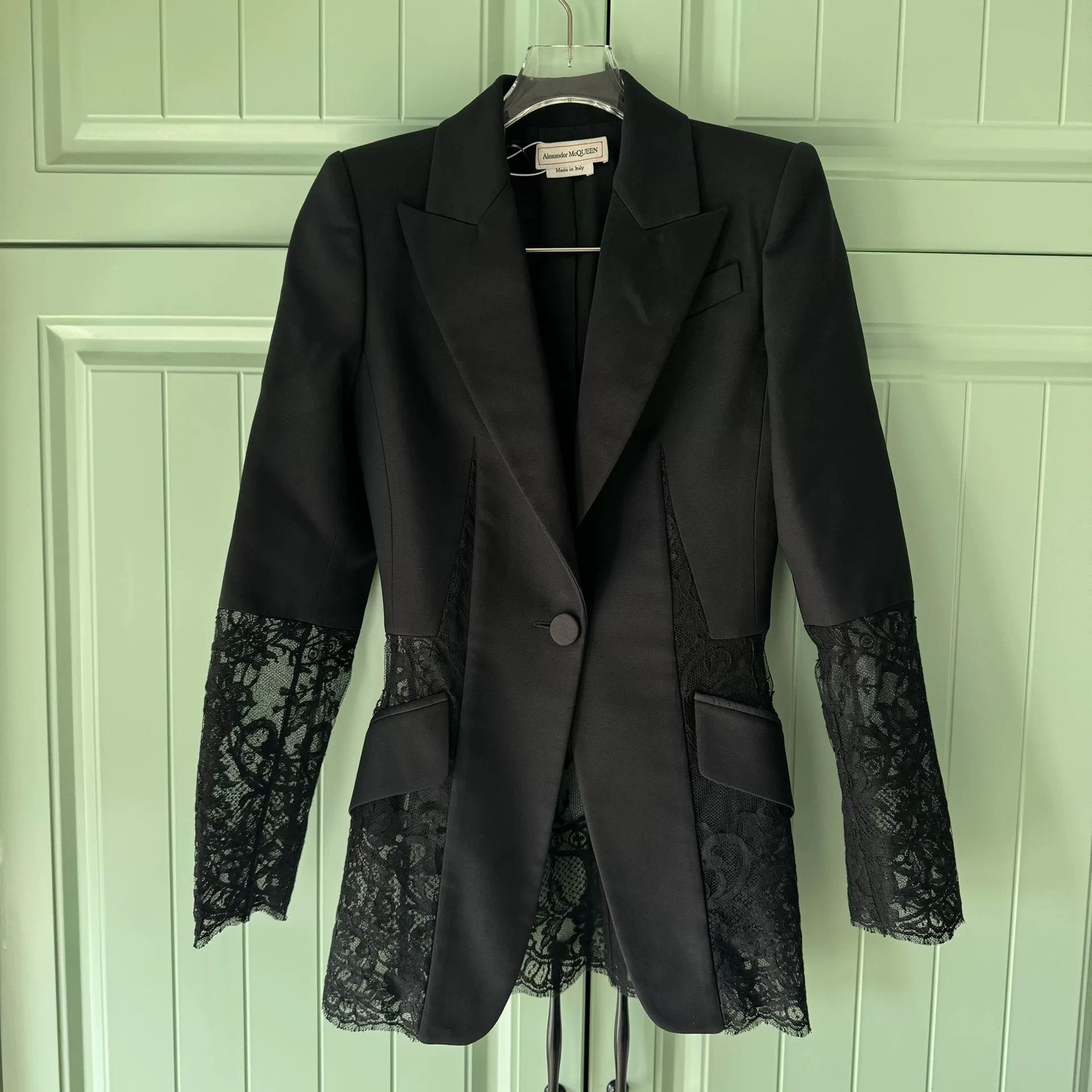 Alexander McQueen Alexander McQueen Black Lace Blazer Size XS / US 0-2 / IT 36-38 - 1 Thumbnail