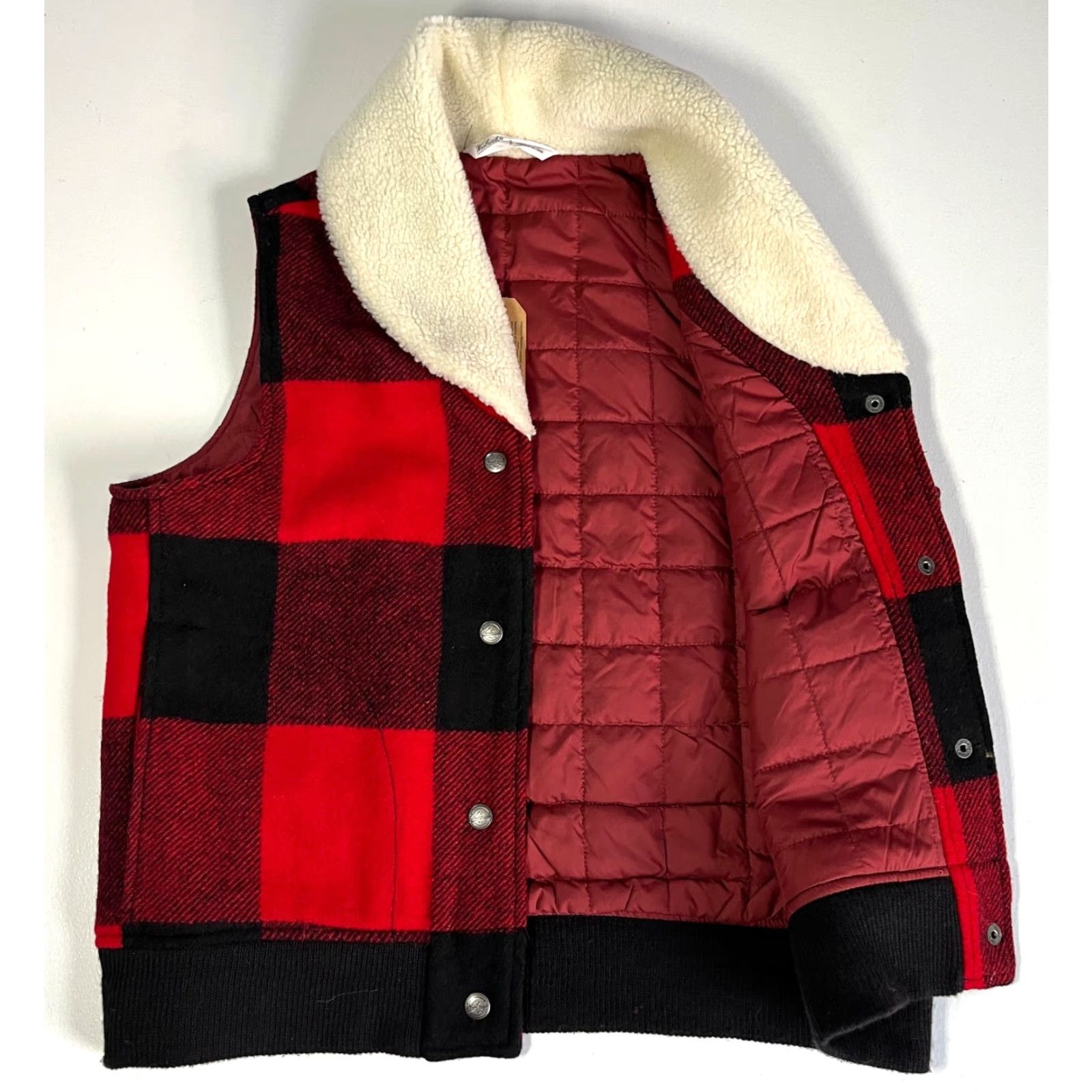 Vintage Woolrich Women's Giant Buffalo Vest Wool Blend Sz S Woolrich Giant Buffalo Vest Red Black Plaid Outdoor Pockets Vintage Womens Size S Vest Size S / US 4 / IT 40 - 6 Thumbnail