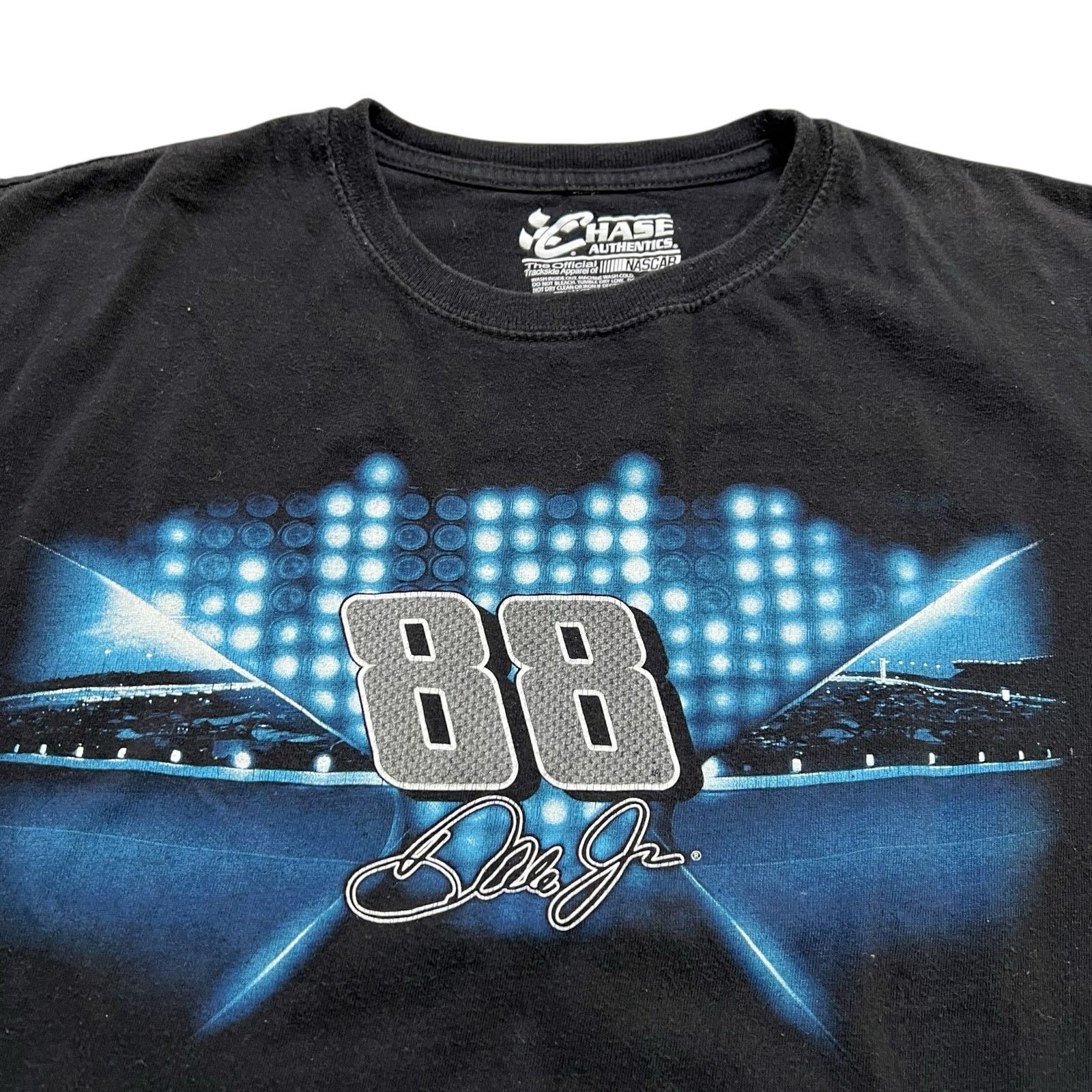 Chase Authentics Dale Earnhardt Jr. 88 NASCAR Chase Authentics Graphic size M Size US M / EU 48-50 / 2 - 6 Thumbnail