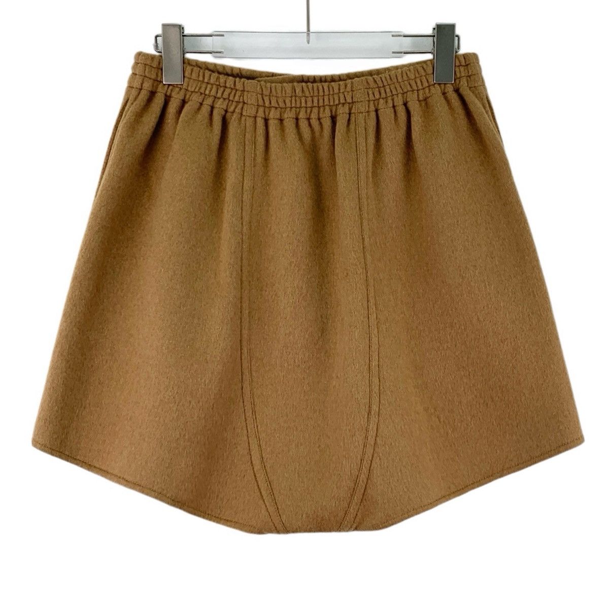 Louis Vuitton Louis Vuitton Leather Label Camel Hair Casual Shorts K26WX Size 25" / US 0 / IT 36 - 2 Thumbnail