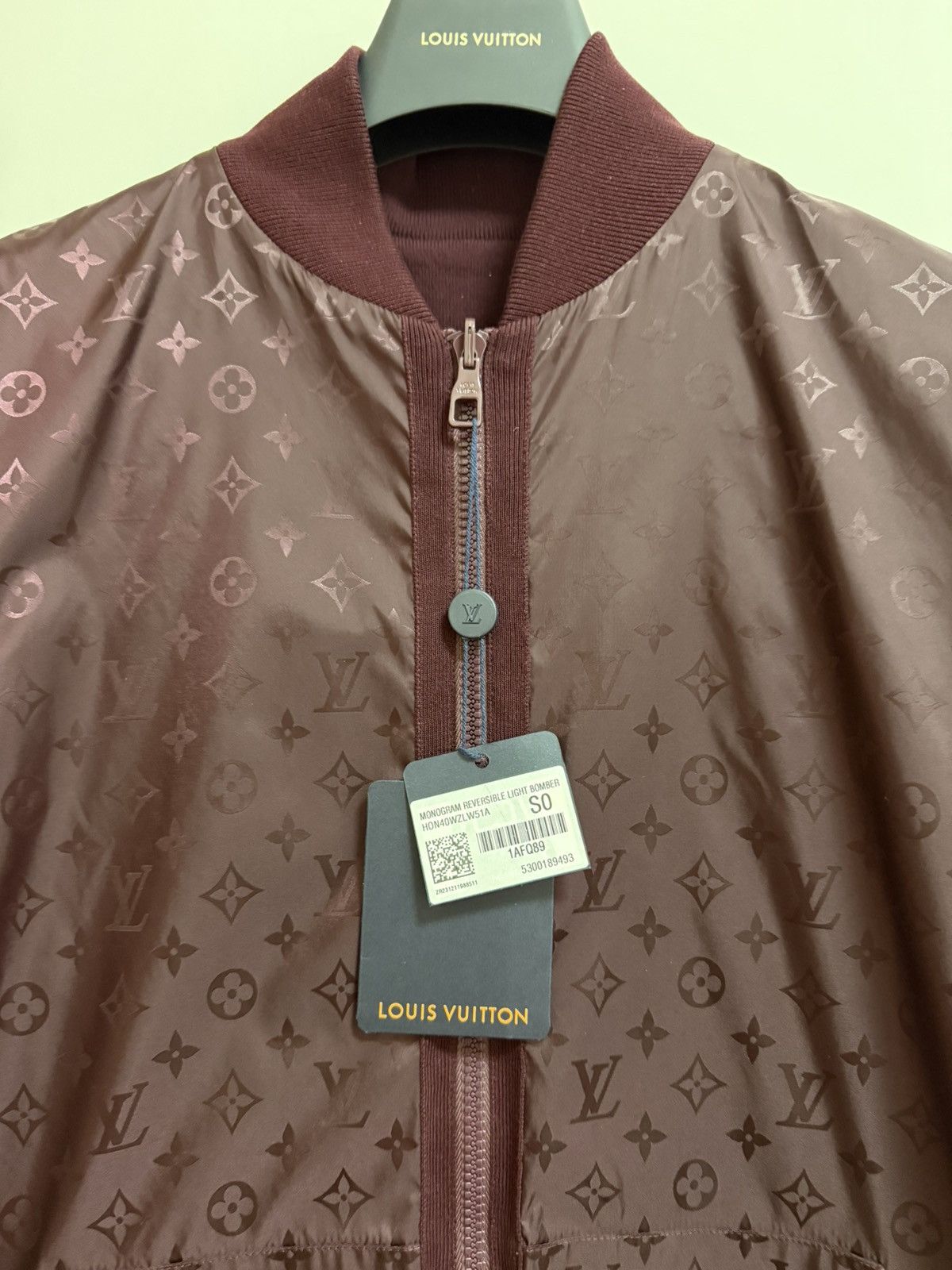 Louis Vuitton Louis Vuitton burgundy monogram reversible bomber jacket S Size US S / EU 44-46 / 1 - 5 Thumbnail