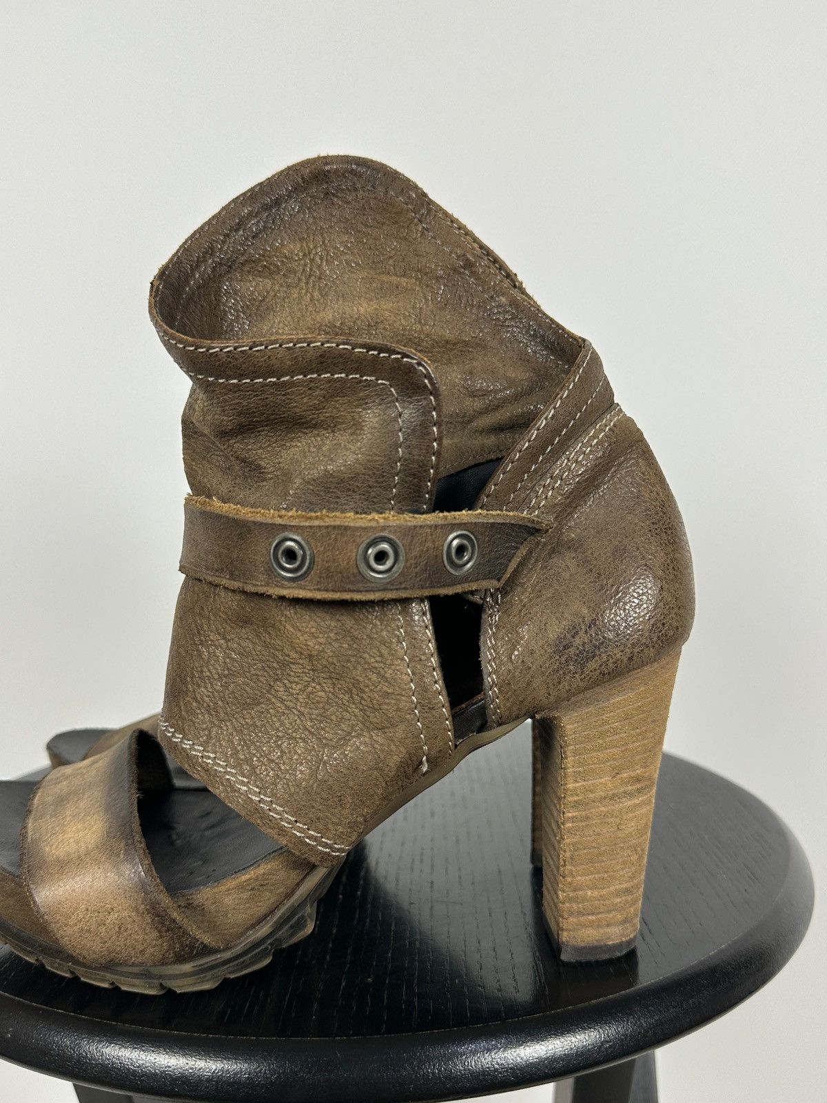 A.S.98 A.S.98 Airstep Brown Leather Ankle Strap Sandals Heels Size US 7 / IT 37 - 15 Thumbnail