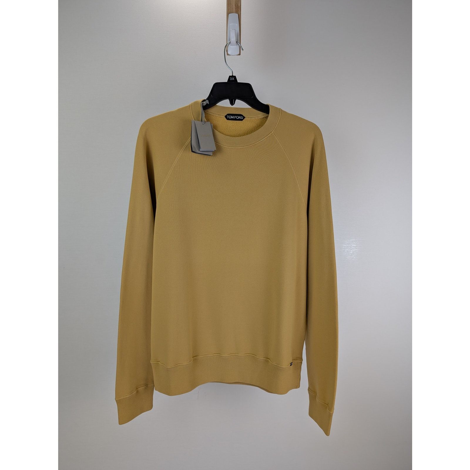 Tom Ford o1rshd1 Crewneck Sweater in Mustard Yellow Size US XL / EU 56 / 4 - 1 Thumbnail