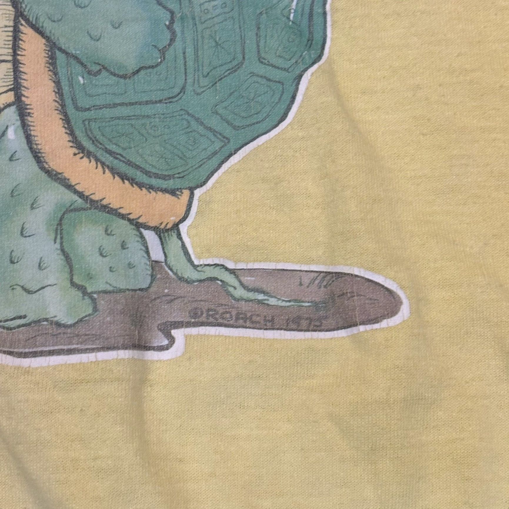 Etro VTG Turtle Shirt Roach 1975 Retro Yellow 1970s Single Stitch Size Large Size L / US 10 / IT 46 - 3 Thumbnail