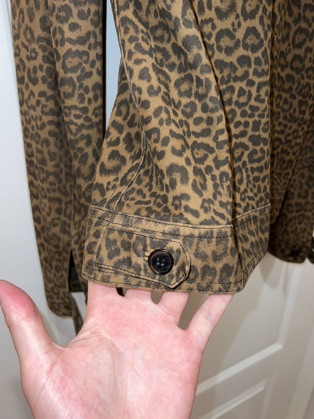 Saint Laurent Paris Saint Laurent Hedi leopard print jacket Size US S / EU 44-46 / 1 - 11 Thumbnail