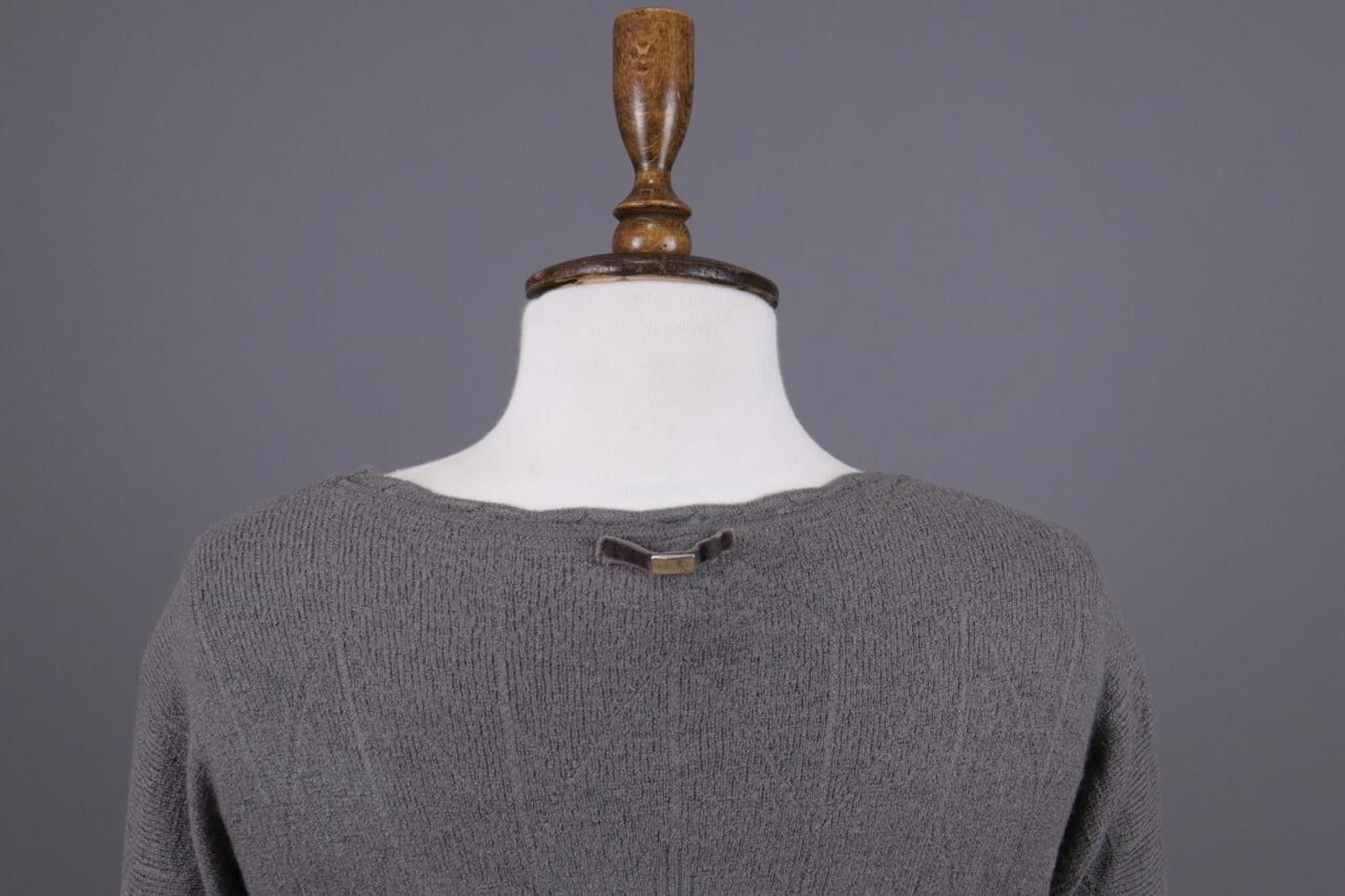 Designer High Use Gray Relaxed Wool Asymmetrica Blouse Top Size S Size S / US 4 / IT 40 - 11 Thumbnail