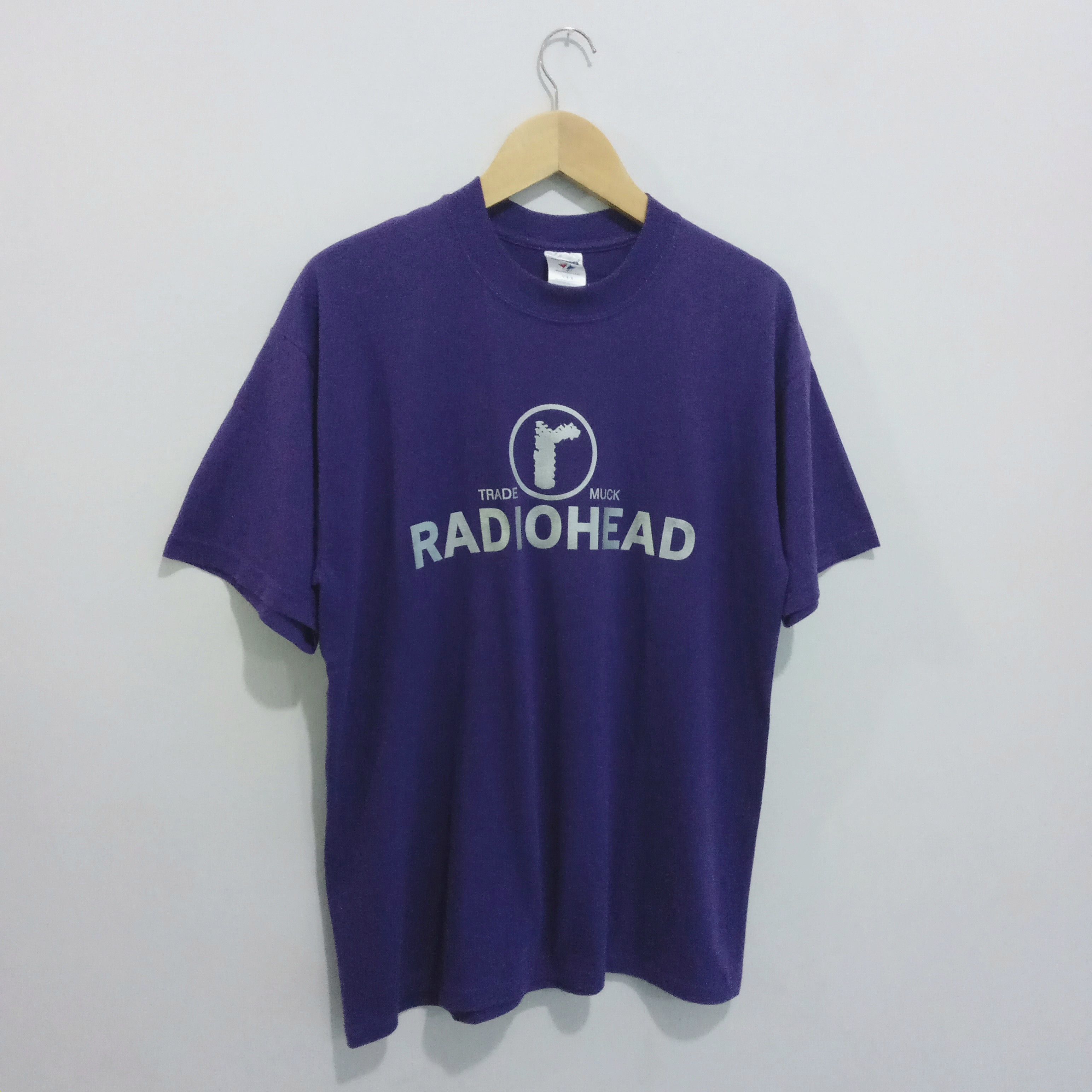 Band Tees Radiohead T-shirt trade muck logo Size US L / EU 52-54 / 3 - 2 Thumbnail