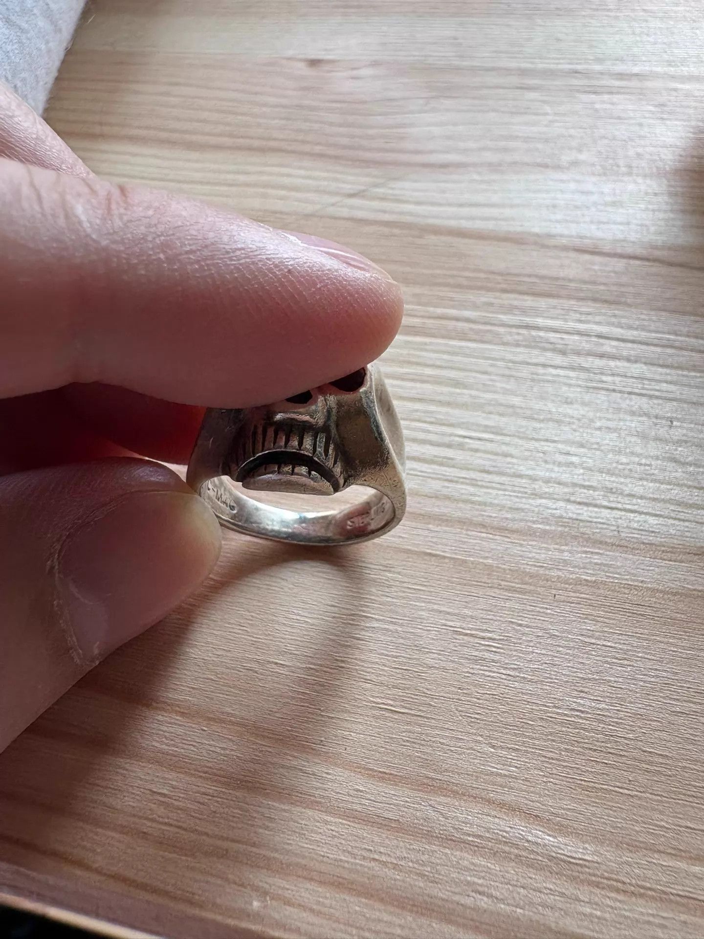 Other FLASH POINT Skull Ruby Ring Johnny Depp 12 JPN 7/10 Size ONE SIZE - 7 Thumbnail