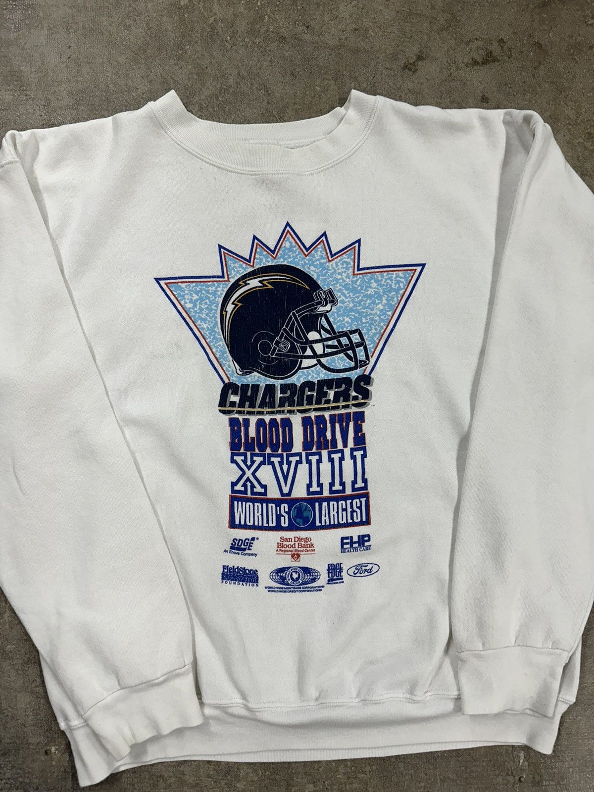 Vintage Vintage 90s San Diego Chargers Blood Drive NFL Sweatshirt Size US M / EU 48-50 / 2 - 3 Thumbnail