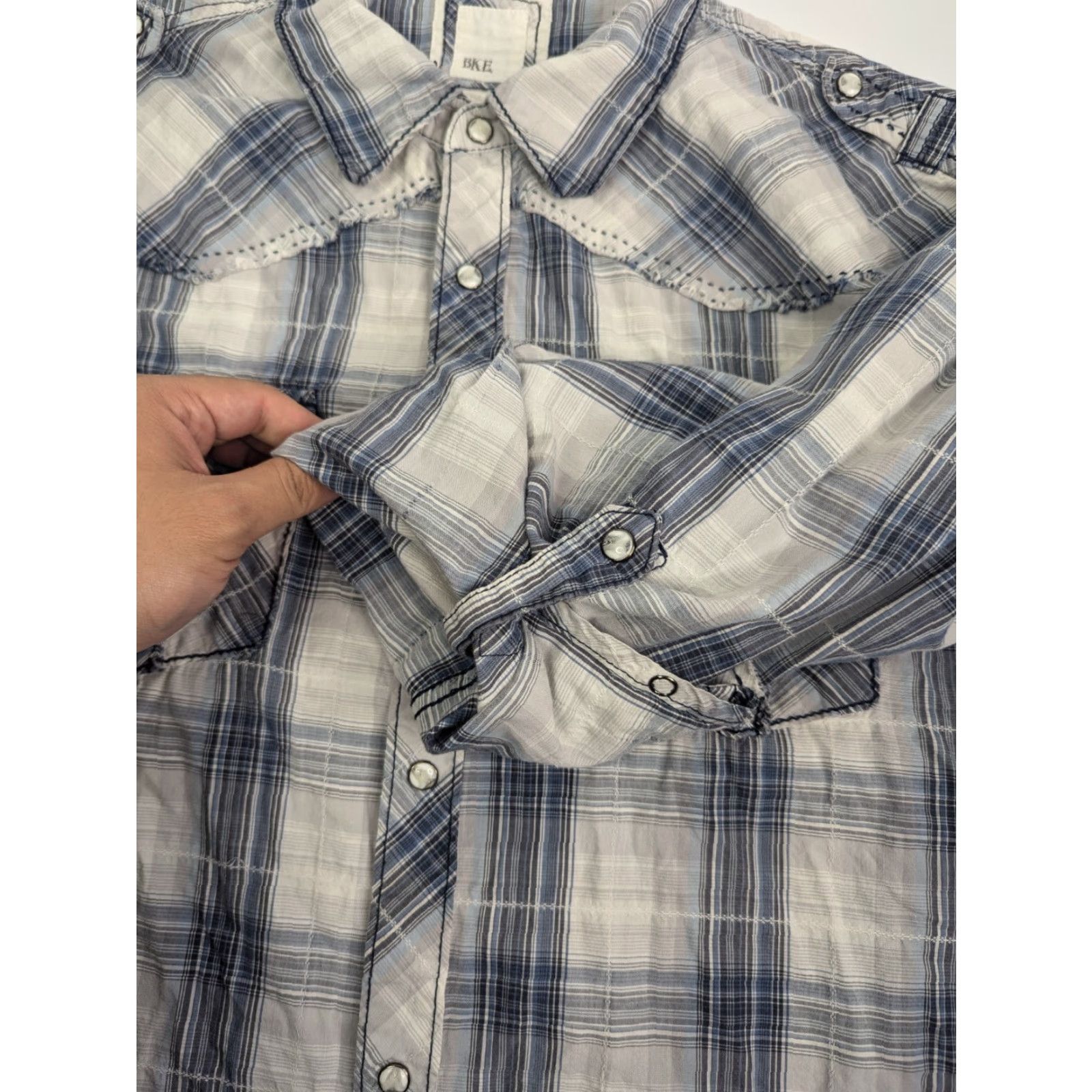 Vintage BKE Shirt XL Gray Athletic Fit Plaid Long Sleeve Button-Up Western Distress Pearl Snap Size US XL / EU 56 / 4 - 5 Thumbnail