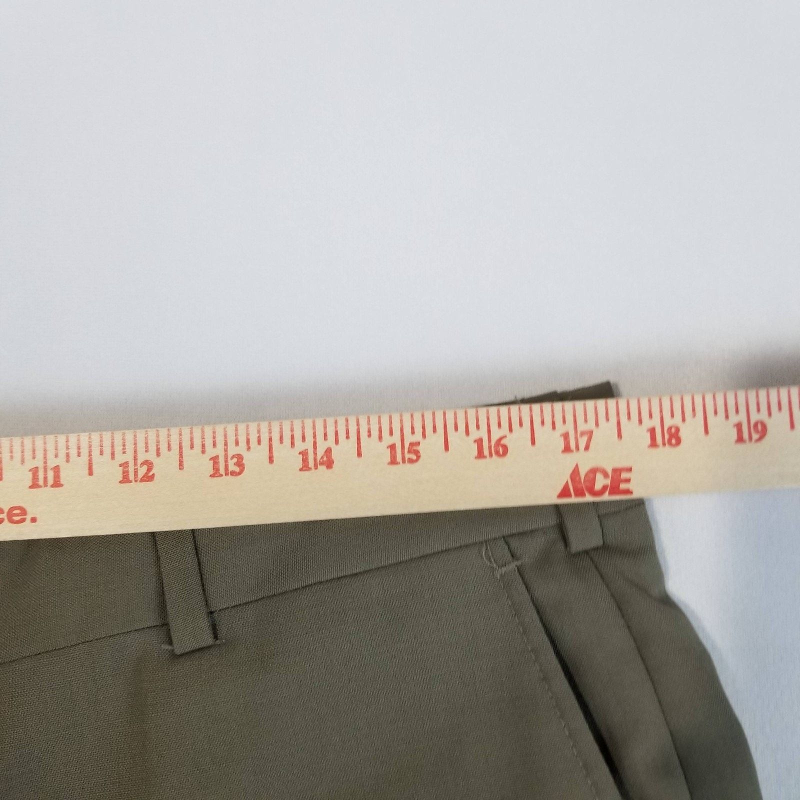 L.L. Bean LL Bean Pants Mens 36 Pleated Cuffed Made in USA Trousers Size US 36 / EU 52 - 7 Thumbnail