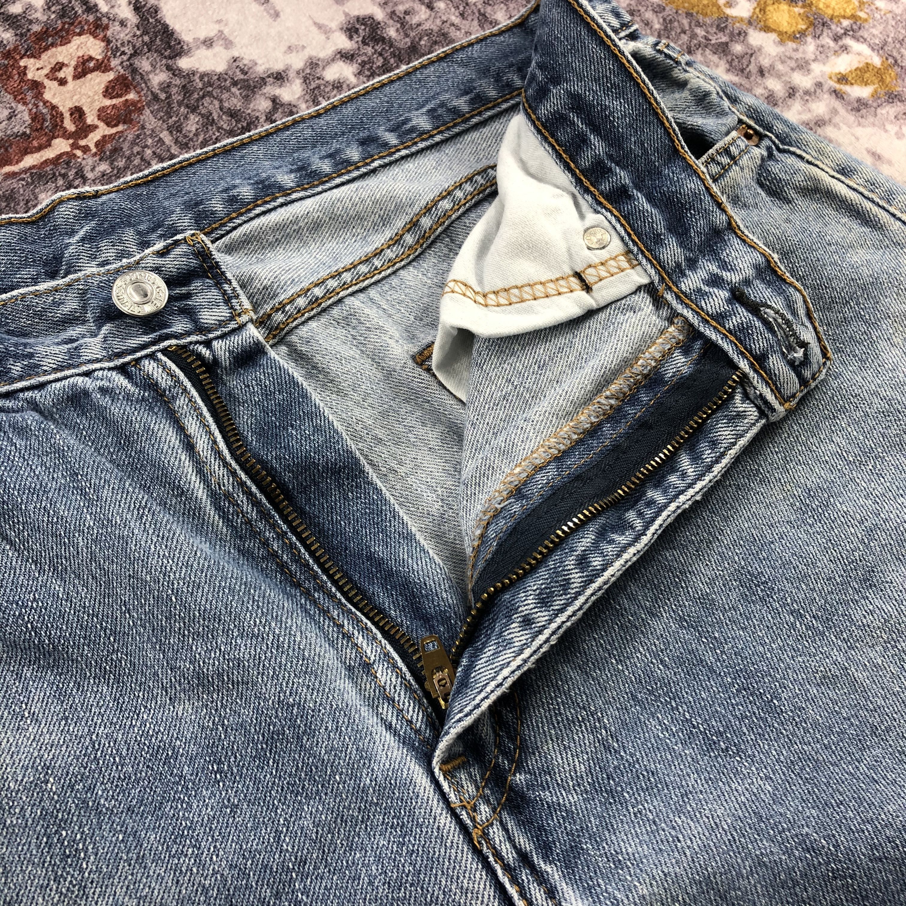 Levi's × Vintage Vintage Blue Wash Levis 505 Jeans-JM2405 Size US 35 - 11 Thumbnail