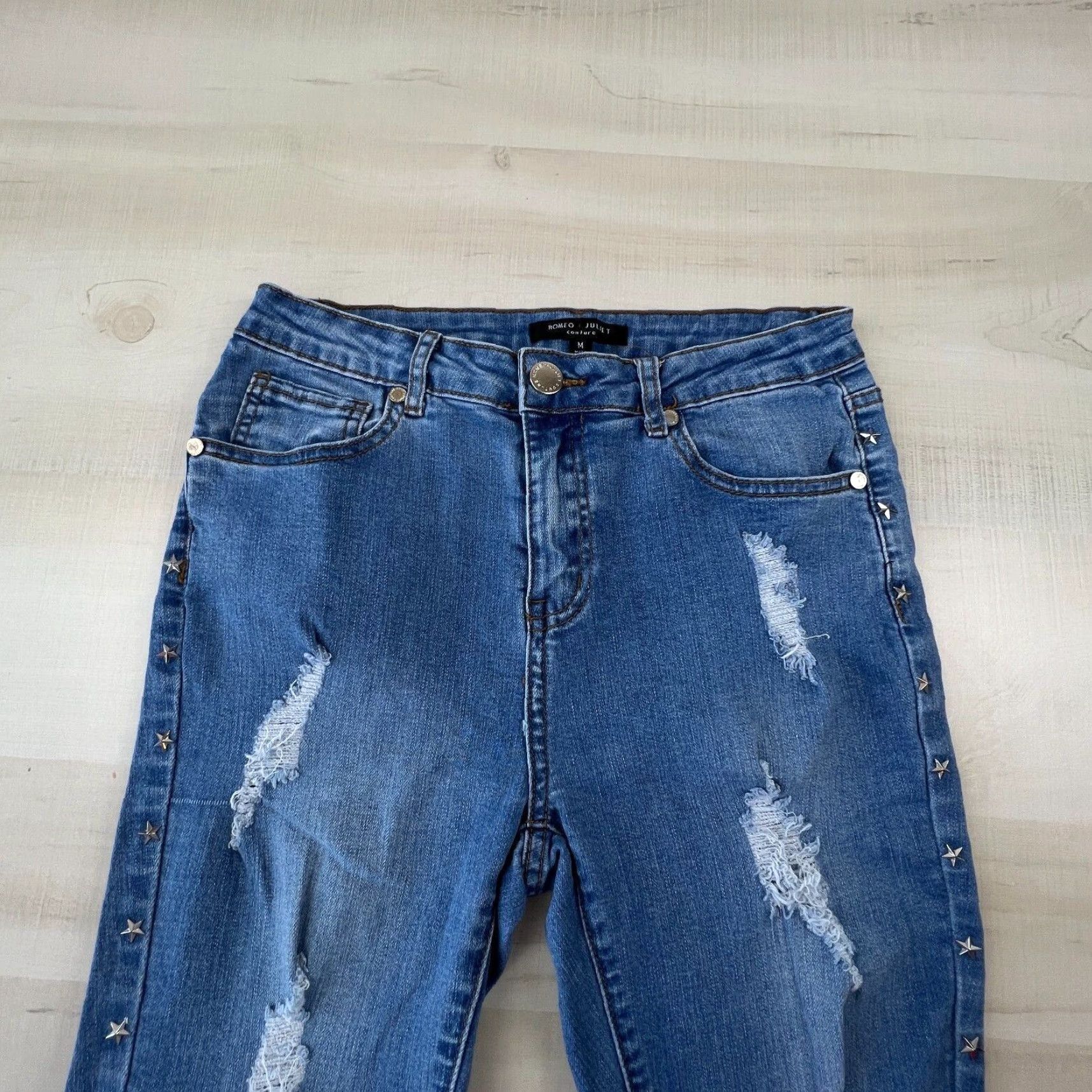 Vintage Romeo & Juliet Womens Medium Blue Skinny Distressed Denim Jeans Star Embellishment Size 32" / US 10 / IT 46 - 2 Thumbnail