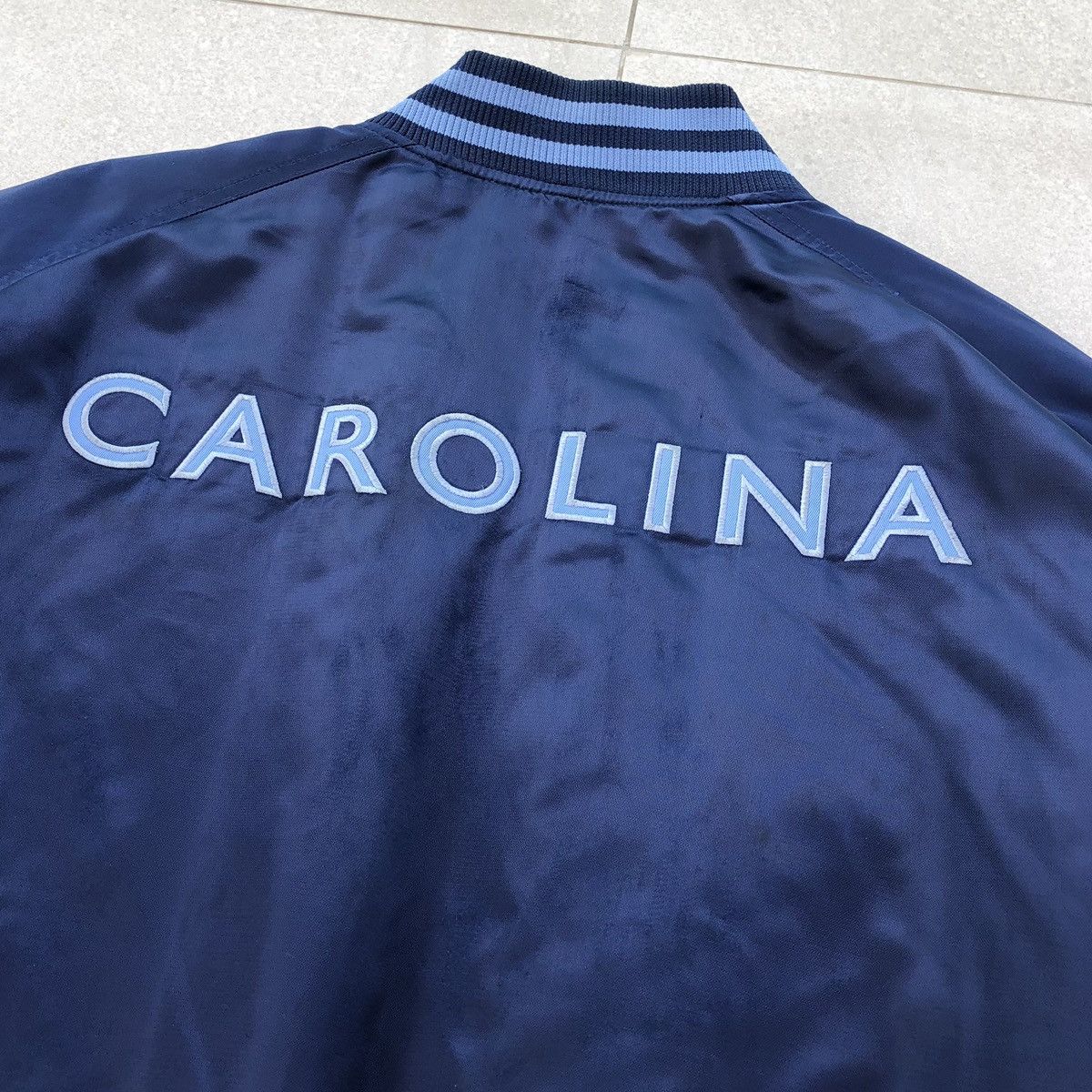 Nike Vintage Nike North Carolina UNC Tar Heels Bomber Jacket Size US XXL / EU 58 / 5 - 14 Thumbnail