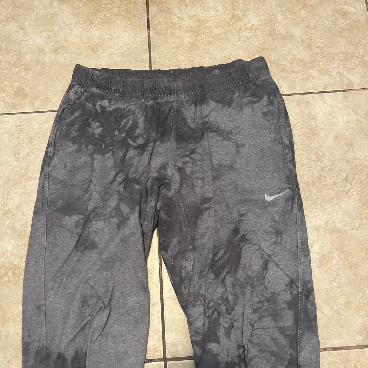 Nike Nike Acid Wash Tie Dye Sweatpants Size US 32 / EU 48 - 2 Thumbnail