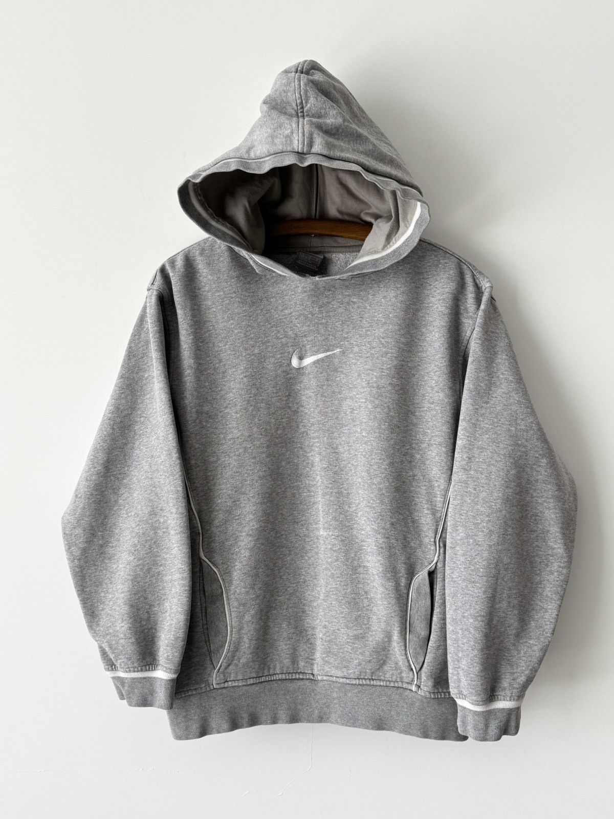 Nike × Vintage Vintage Y2K Nike Women’s Center Swoosh Hoodie Size S / US 4 / IT 40 - 1 Thumbnail