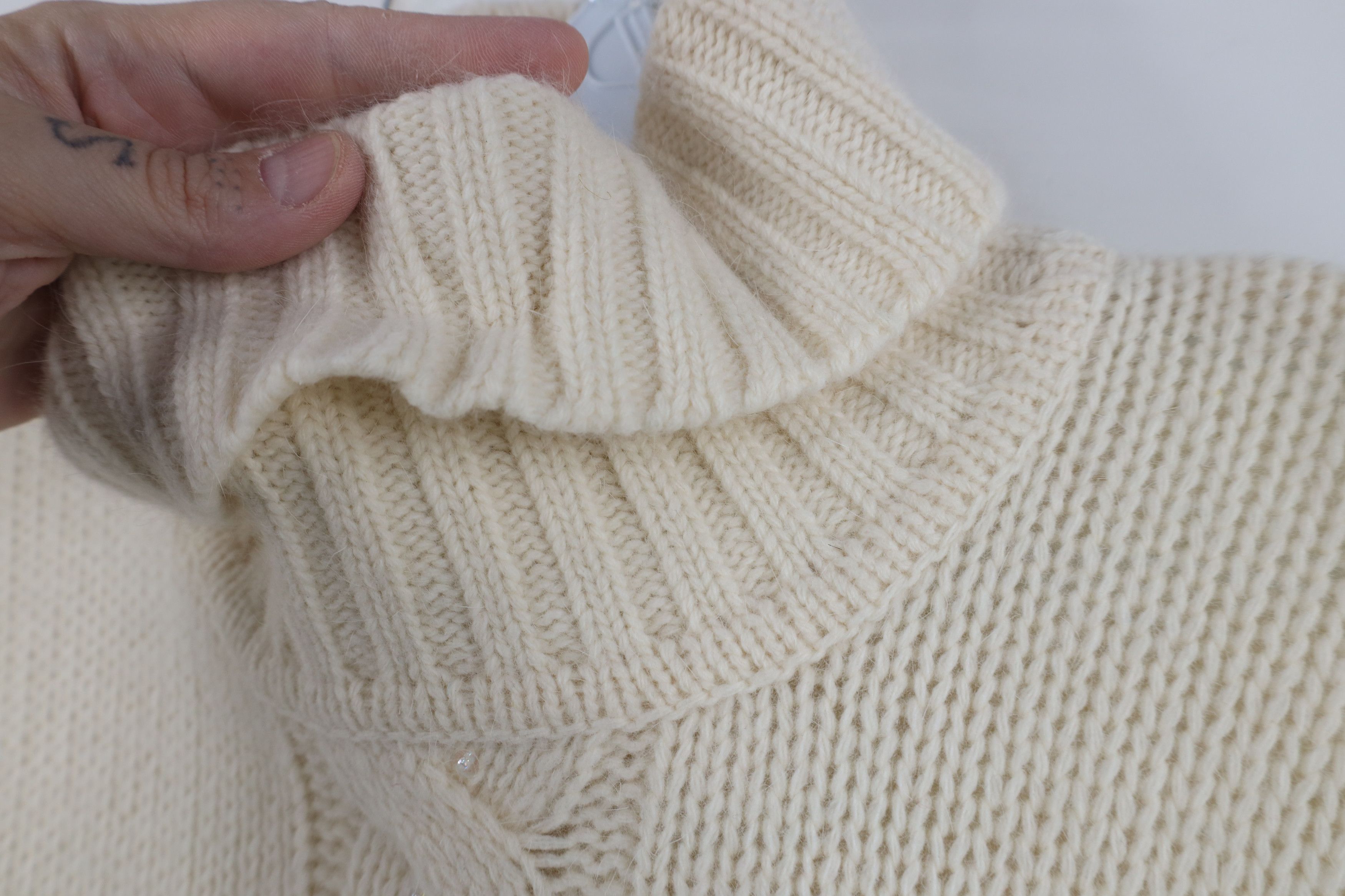 Vintage Vintage 90s Streetwear Rabbit Hair Knit Turtleneck Sweater Size M / US 6-8 / IT 42-44 - 9 Thumbnail