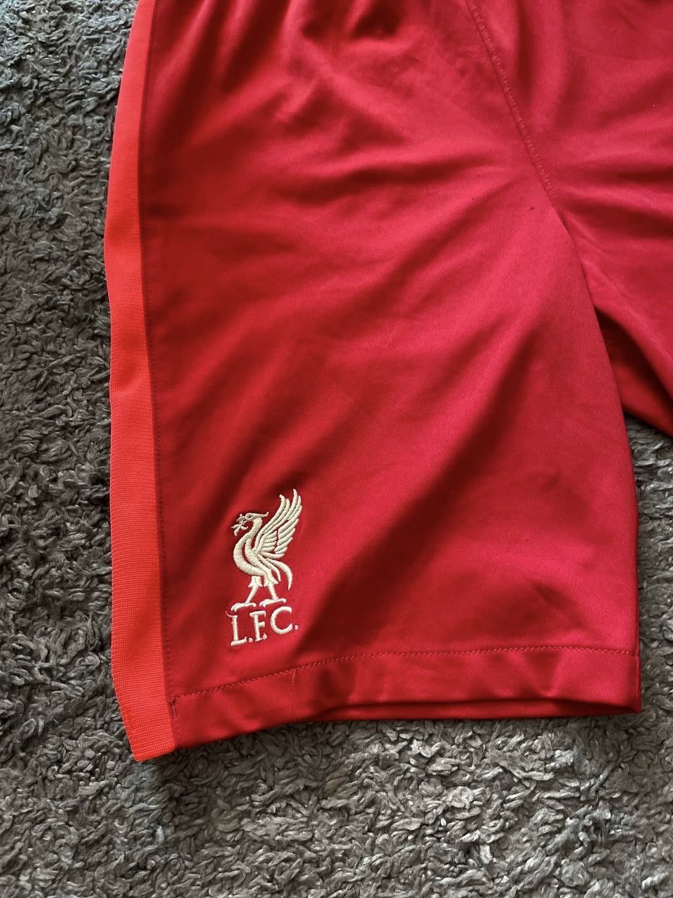 Nike × Vintage Nike Shorts Streetwear Soccer Liverpool Swoosh Logo Drill Size US 30 / EU 46 - 4 Thumbnail
