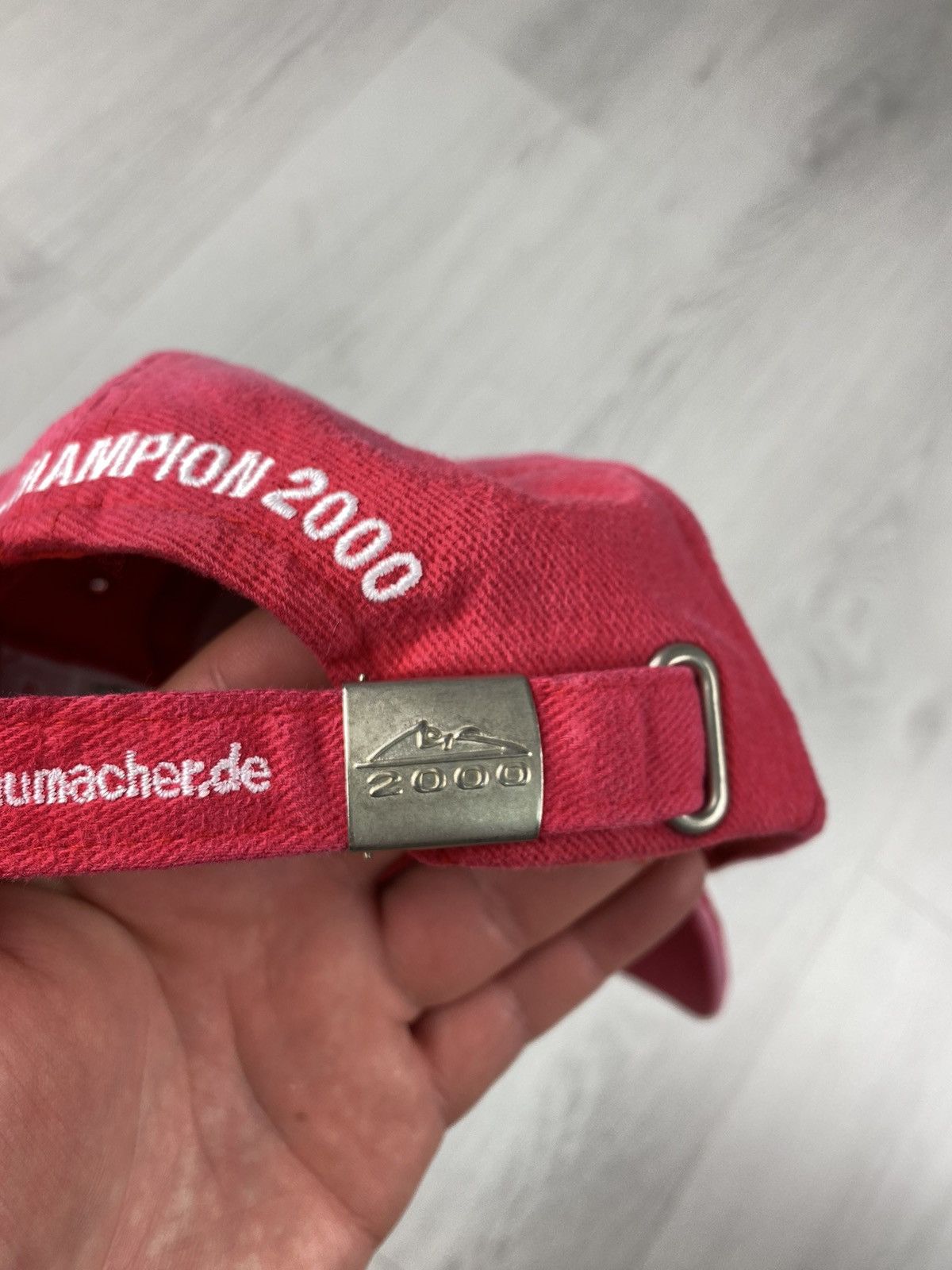 Vintage Vintage Michael Schumacher 2000 World Champion Ferrari Cap Size ONE SIZE - 7 Thumbnail