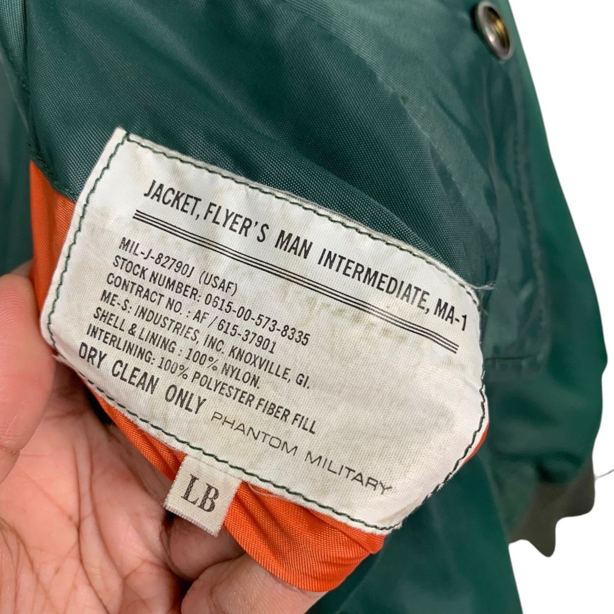 Vintage PHANTOM MILITARY MA1 Bomber Jacket Flight Jacket #2334-C104 Size US L / EU 52-54 / 3 - 17 Thumbnail