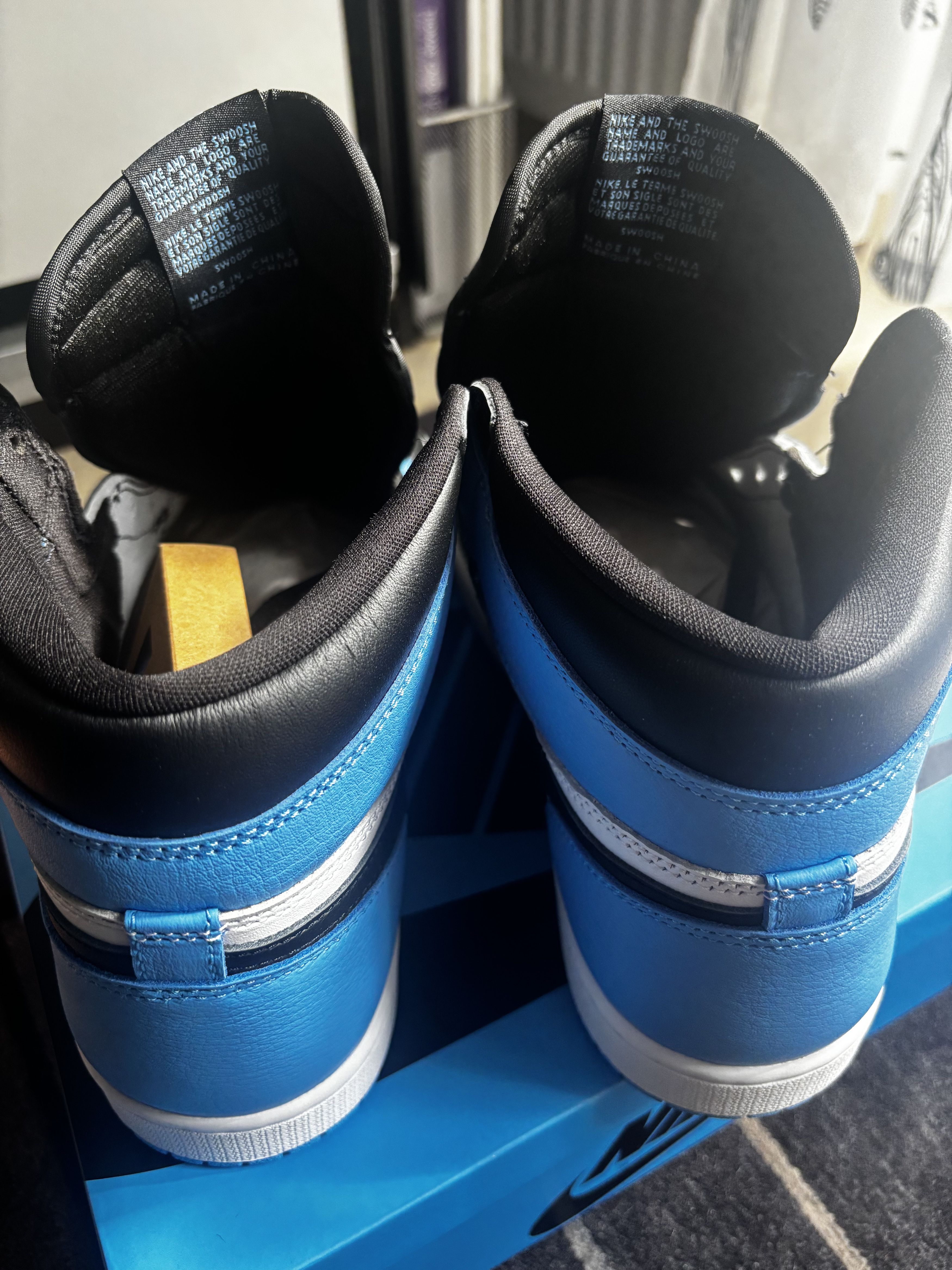 Jordan Brand Nike Air Jordan 1 Retro High UNC Toe 2023 US10.5/EU44.5 Size US 10.5 / EU 43-44 - 7 Thumbnail