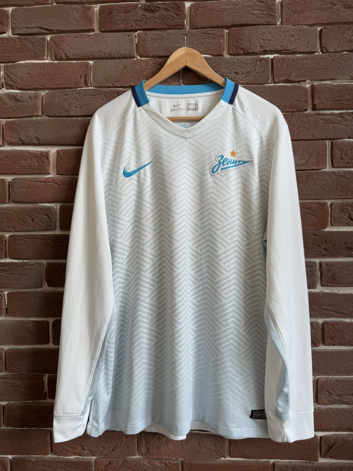 Nike Zenit Petersburg Player Issue Jersey Nike Swoosh Soccer Whit Size US XL / EU 56 / 4 - 1 Thumbnail