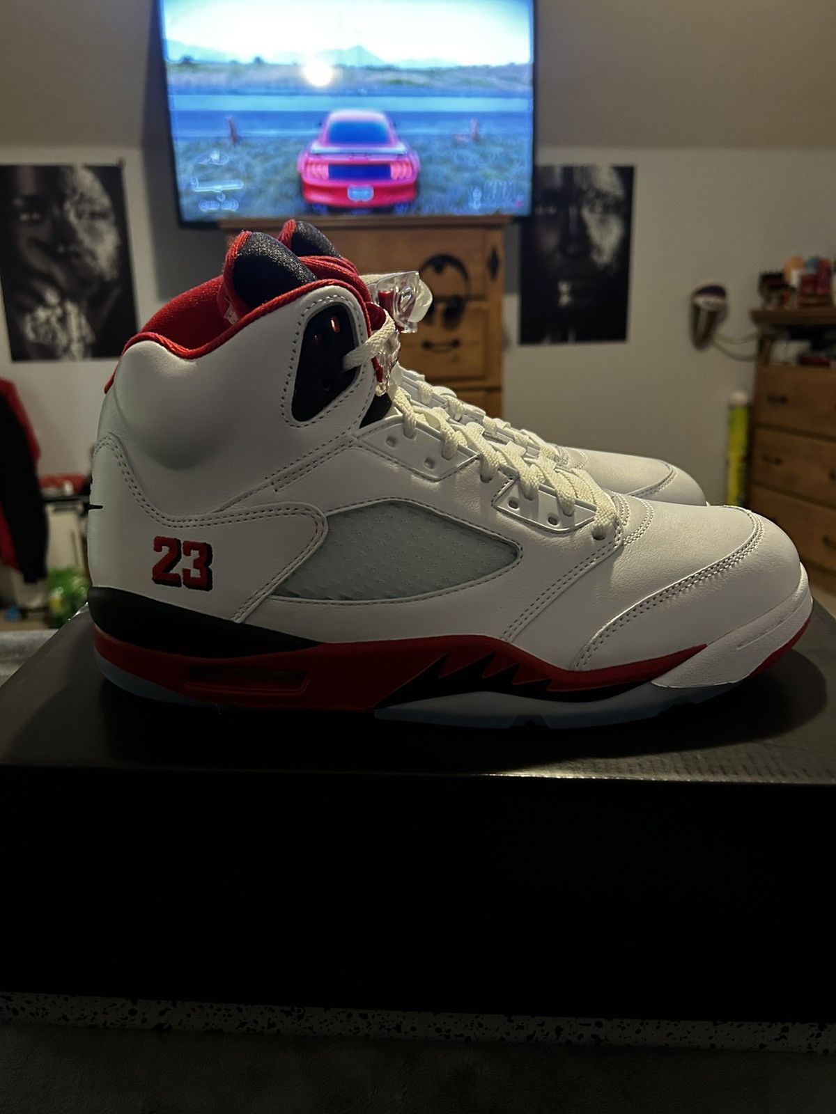 Jordan Brand Jordan 5 fire red Size US 11 / EU 44 - 5 Thumbnail
