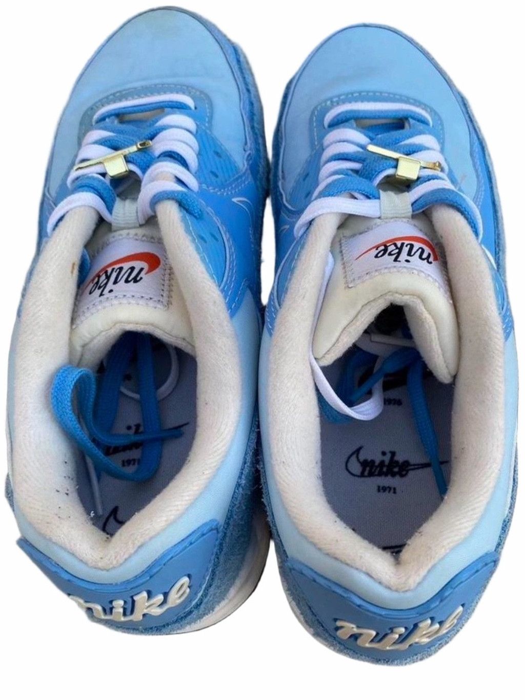Nike Nike Women’s Air Max 90 SE ‘First Use’ University Blue | EUC Size US 8.5 / IT 38.5 - 4 Thumbnail