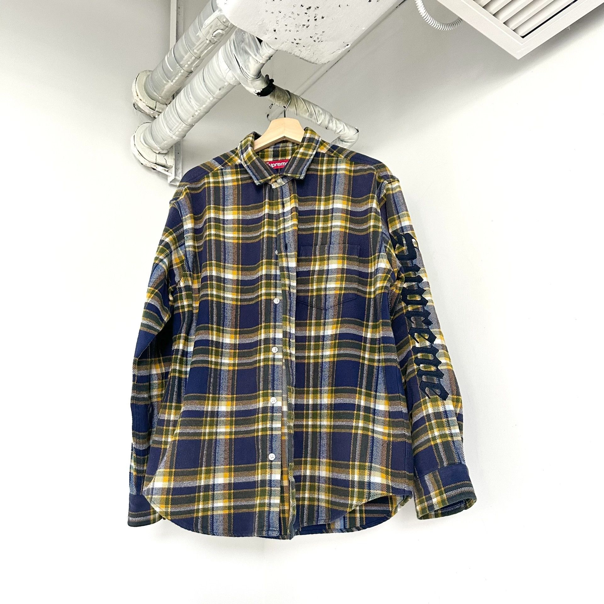 Supreme Old English Flannel | Grailed