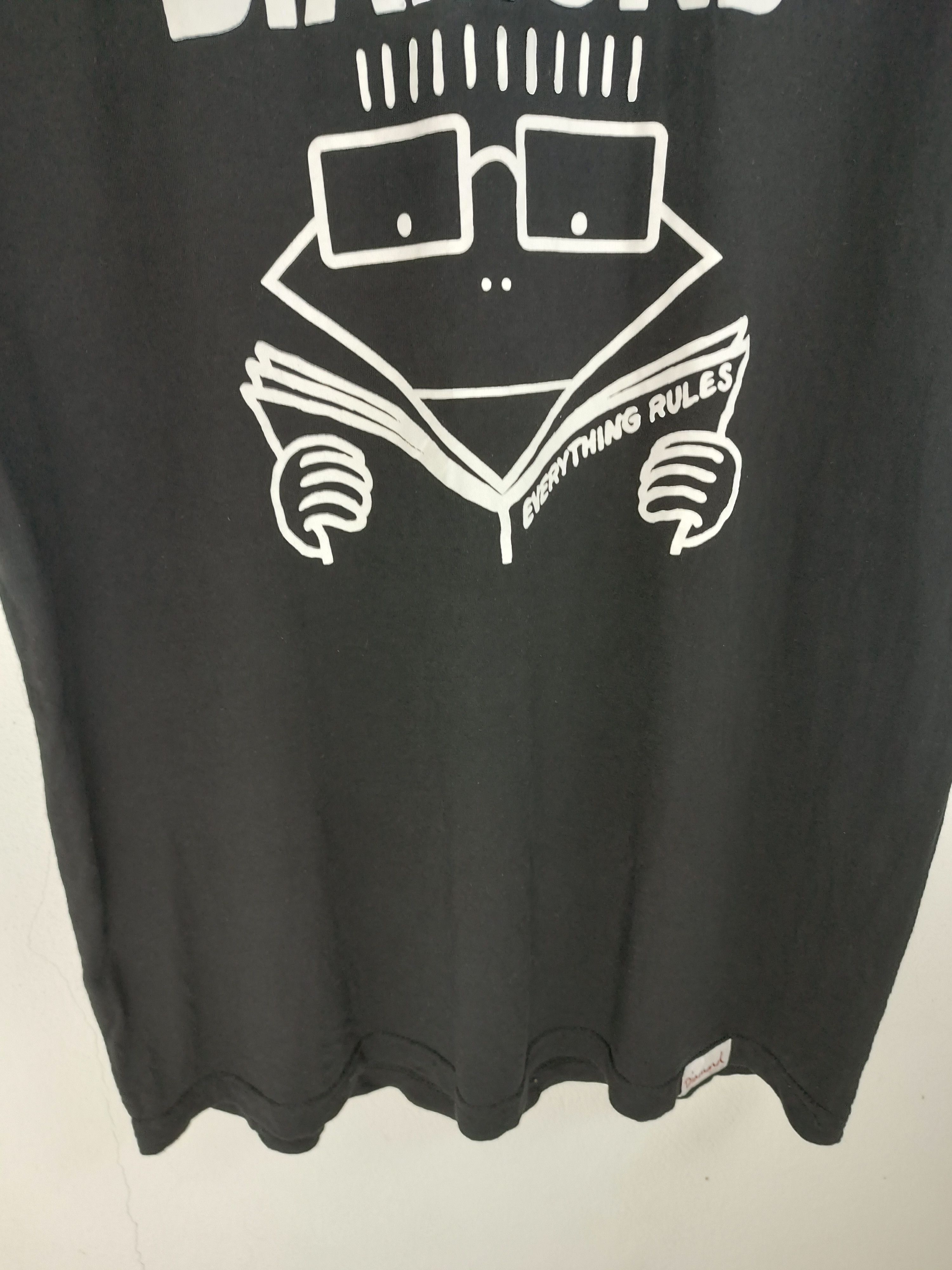 Diamond Supply Co. DESCENDENTS "MILO" X DIAMOND SUPPLY TEE Size US XL / EU 56 / 4 - 7 Thumbnail