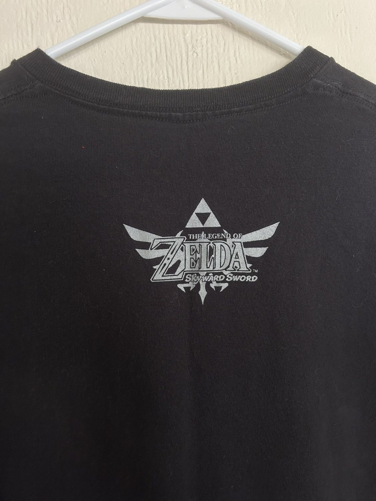 Nintendo 2013 Nintendo Legend Of Zelda Skyward Sword Promo T-shirt Size US M / EU 48-50 / 2 - 4 Thumbnail