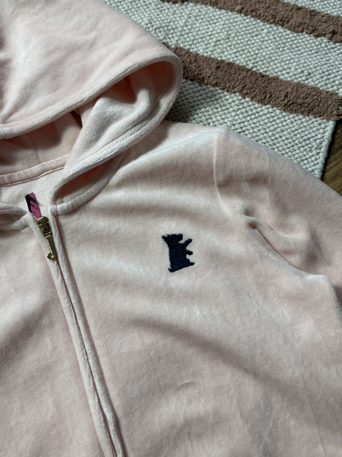 Juicy Couture VINTAGE VELOUR JUICY COUTURE BASIC ZIP UP HOODIE Size XS / US 0-2 / IT 36-38 - 5 Thumbnail