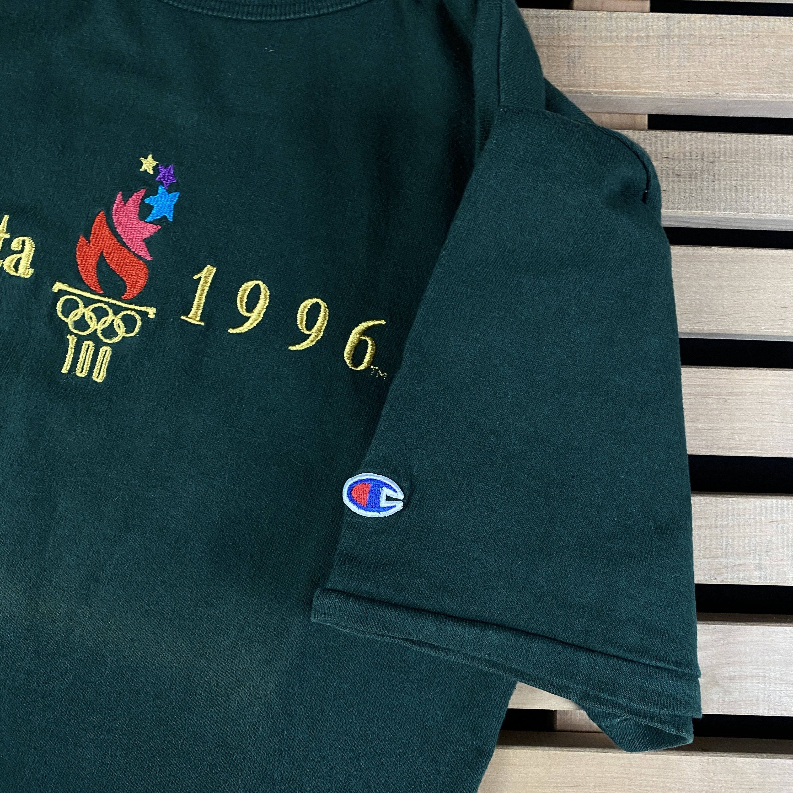 Champion Mens Vintage T-Shirt Champion Atlanta 1996 Size XL Size US XL / EU 56 / 4 - 4 Thumbnail