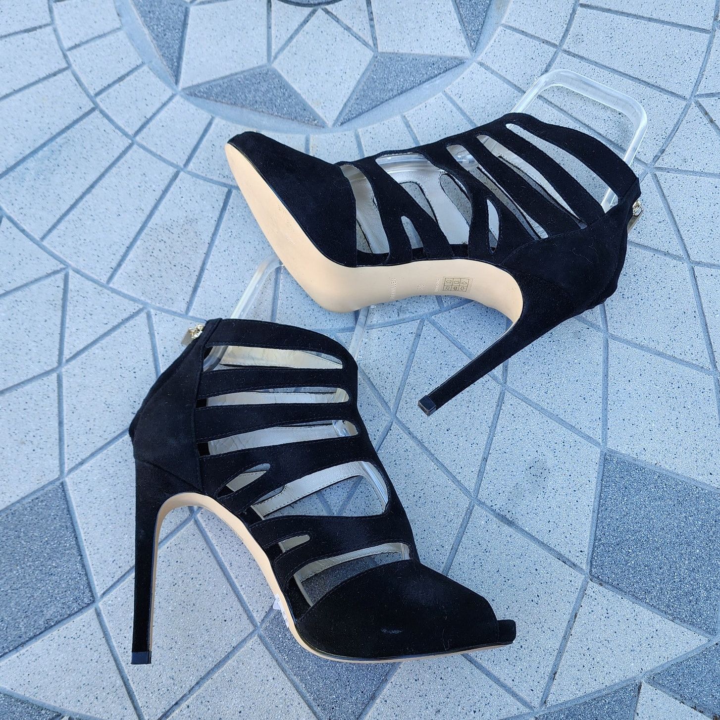 Karen Millen Karen Millen Suede Gladiator Strappy Stiletto Heels 39 Size US 8.5 / IT 38.5 - 4 Thumbnail