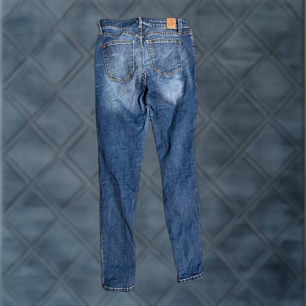 Vintage US Polo Assn Jeans Women Size 4 Regular Skinny Dark Wash Denim 5-Pocket Logo Zipper Button Belt Loops Jegging 90s City USA Classic Distressed Blue Size 27" / US 4 / IT 40 - 1 Thumbnail