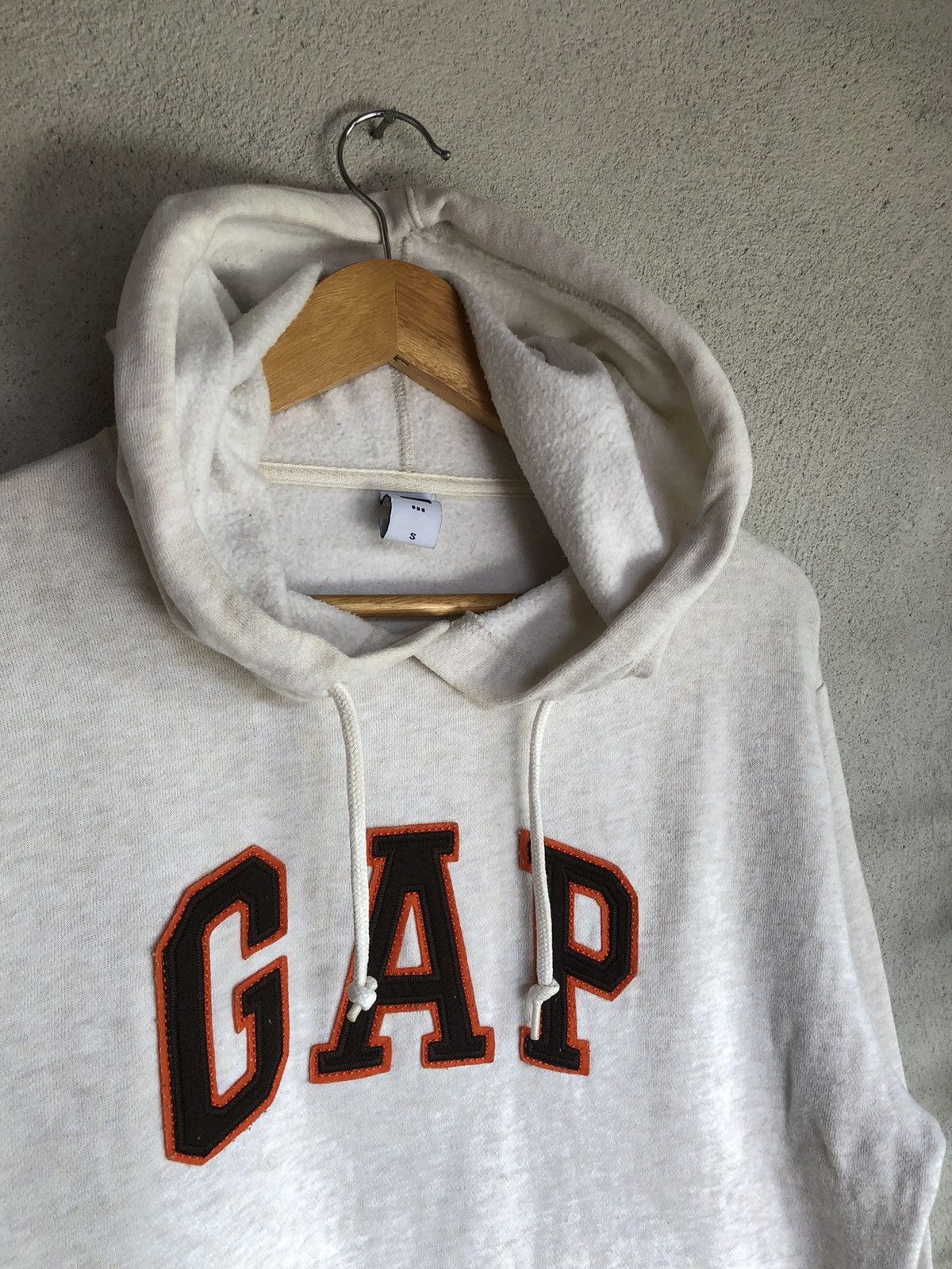 Gap × Japanese Brand Vintage Y2K GAP Hoodie Boxy Spellout Size US L / EU 52-54 / 3 - 5 Thumbnail