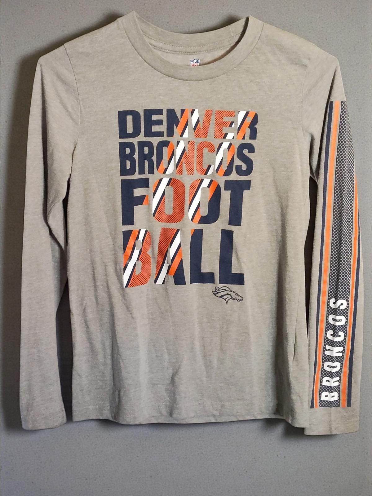 NFL Denver Broncos Long Sleeve Football Tee Size Medium (10-12) Size ONE SIZE - 2 Thumbnail