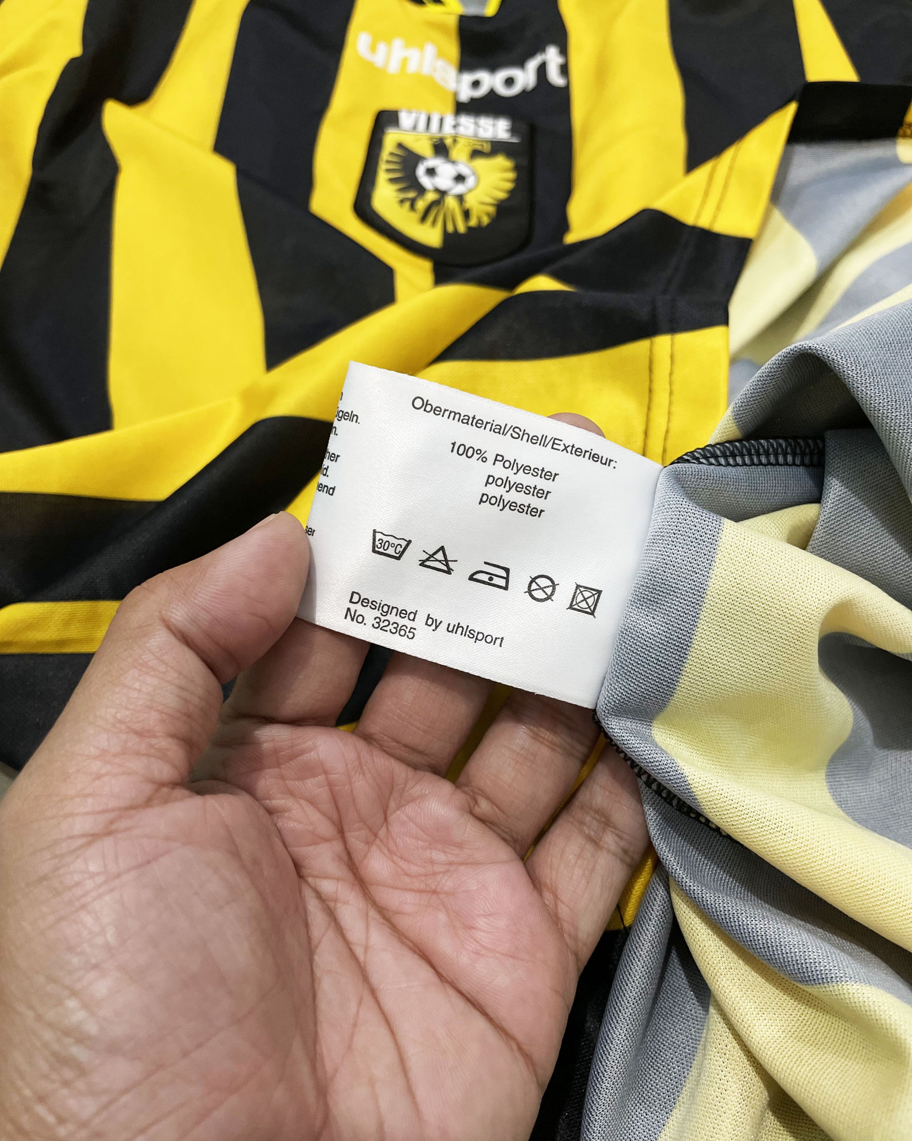 Other Vitesse Home Kit 2001 2002 Size US XL / EU 56 / 4 - 7 Thumbnail