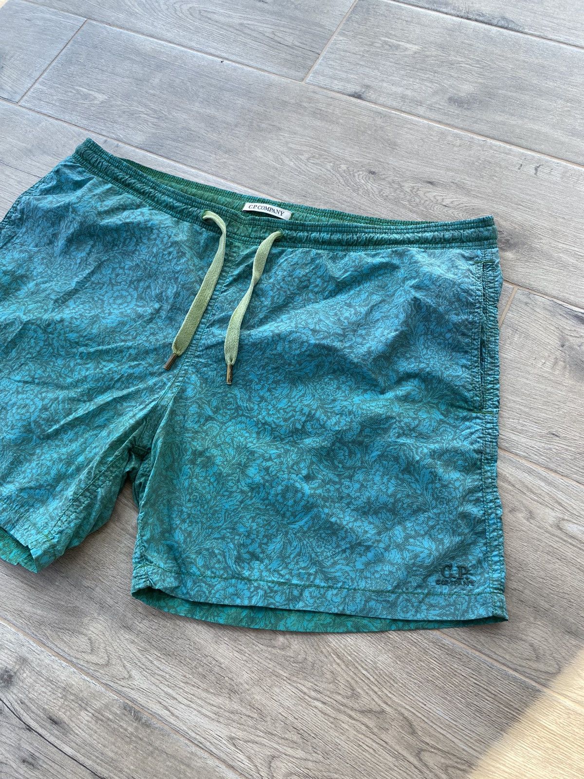 C.P. Company Cp Company vintage monogram shorts Size US 34 / EU 50 - 1 Thumbnail