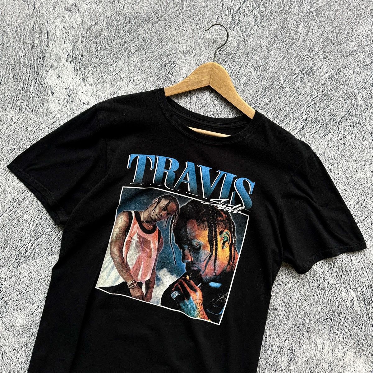 Travis Scott × Vintage Vintage Men’s Shirts Travis Scott Big Logo Black Size: S/M Size US S / EU 44-46 / 1 - 4 Thumbnail